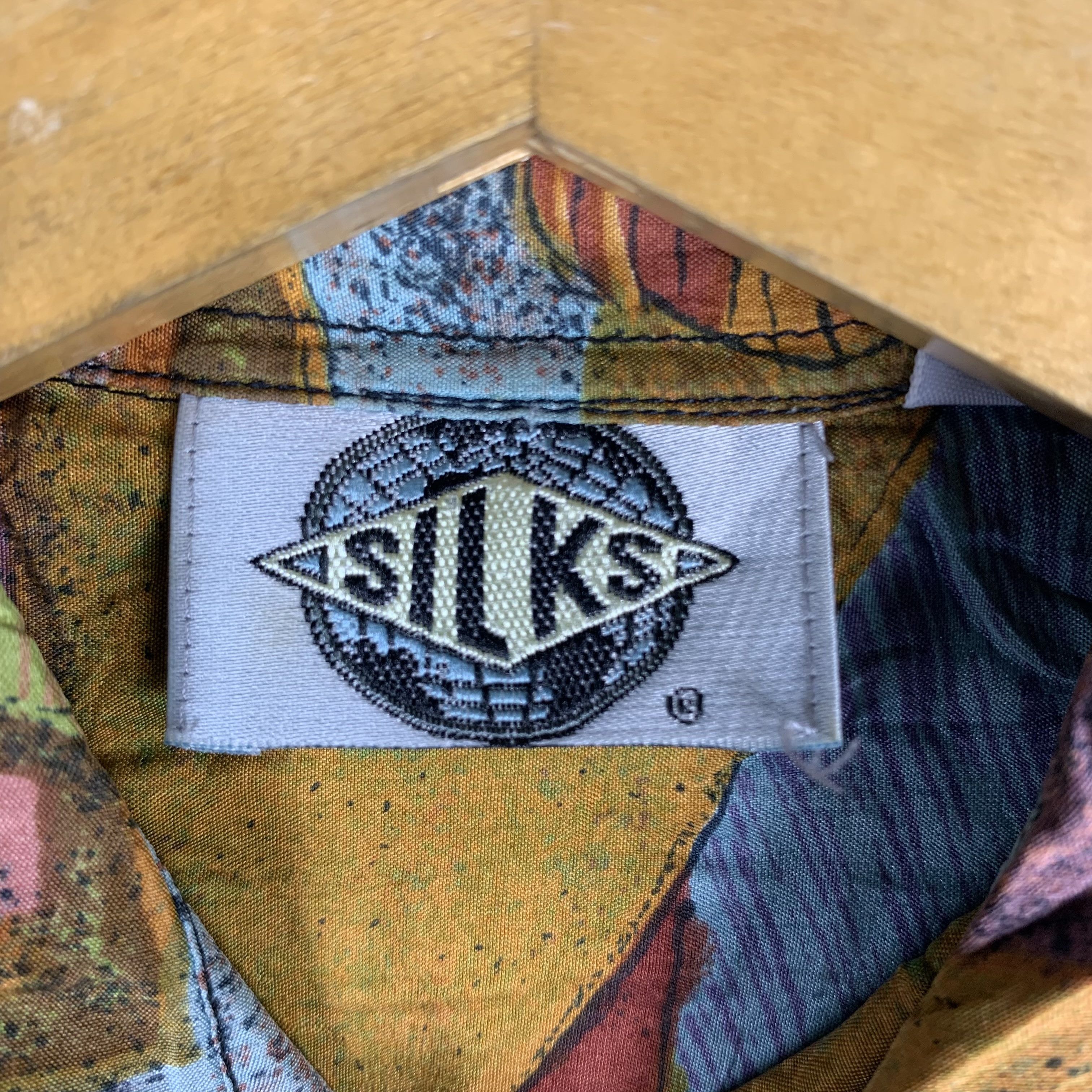 Japanese Brand Vintage Silks Shirt Over Print Size US L / EU 52-54 / 3 - 5 Thumbnail