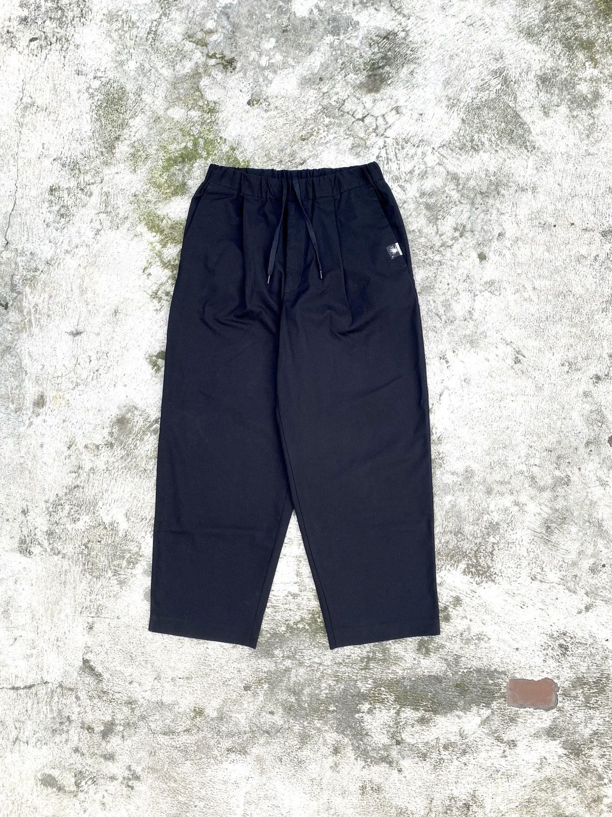 Gu x Maison Mihara Yasuhiro Wide Tapered Pant