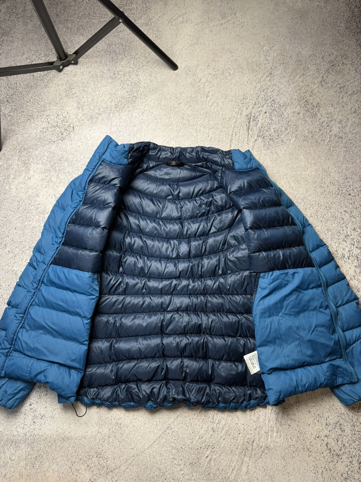 Arc'teryx Women’s Arcteryx Down Jacket Gorpcore Size L / US 10 / IT 46 - 16 Thumbnail