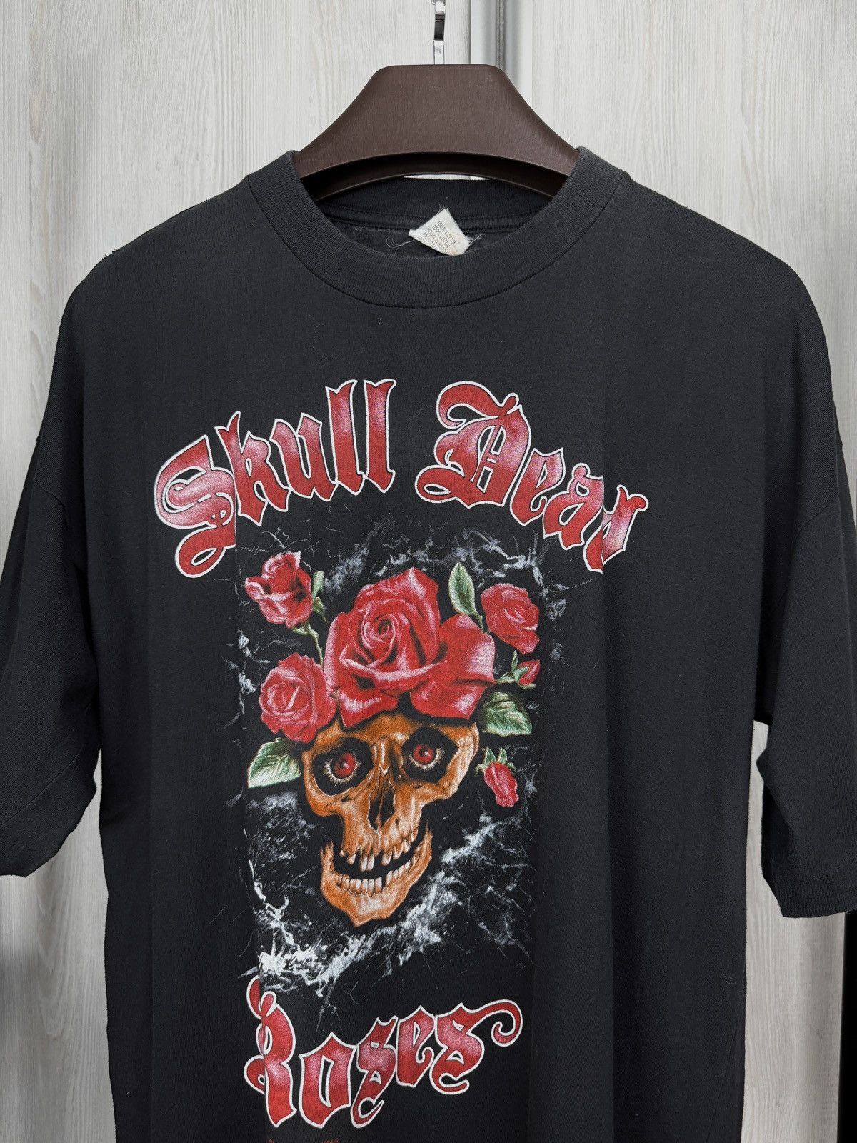 Band Tees Skull Dead Roses vintage 1994 American Flag band tee shirt Size US XL / EU 56 / 4 - 3 Thumbnail