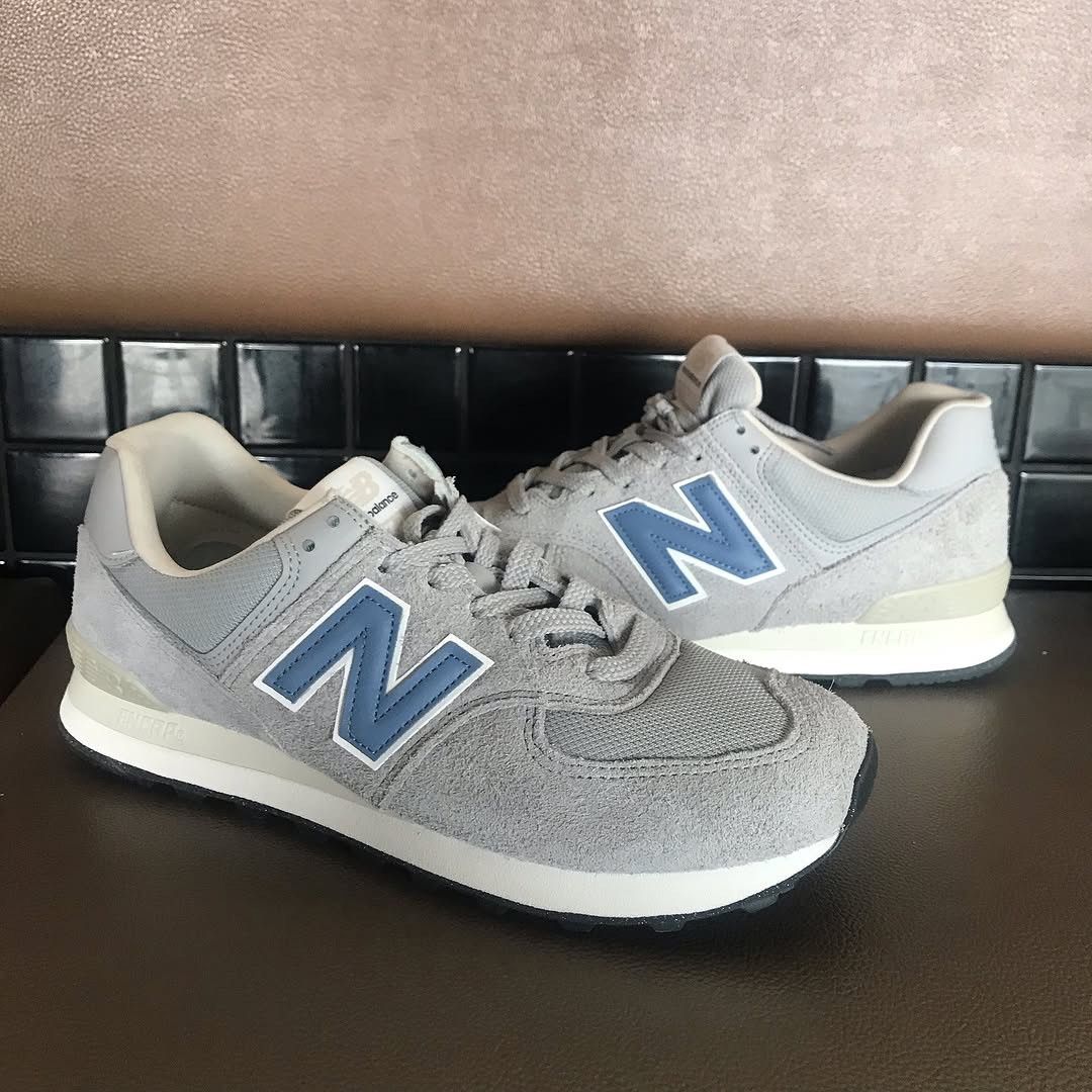 New Balance New Balance 574 Classic Heritage Grey Suede Charcoal 10.5uk Size US 10.5 / EU 43-44 - 3 Thumbnail