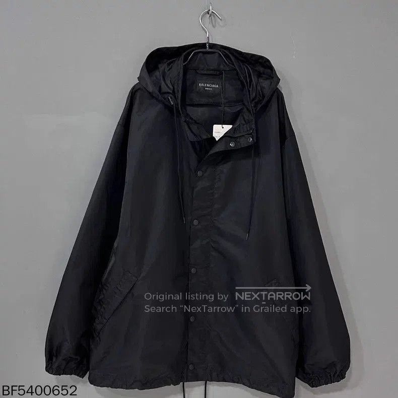 Balenciaga Balenciaga SS23 Logo Tape Hooded Jacket. Size US S / EU 44-46 / 1 - 1 Thumbnail