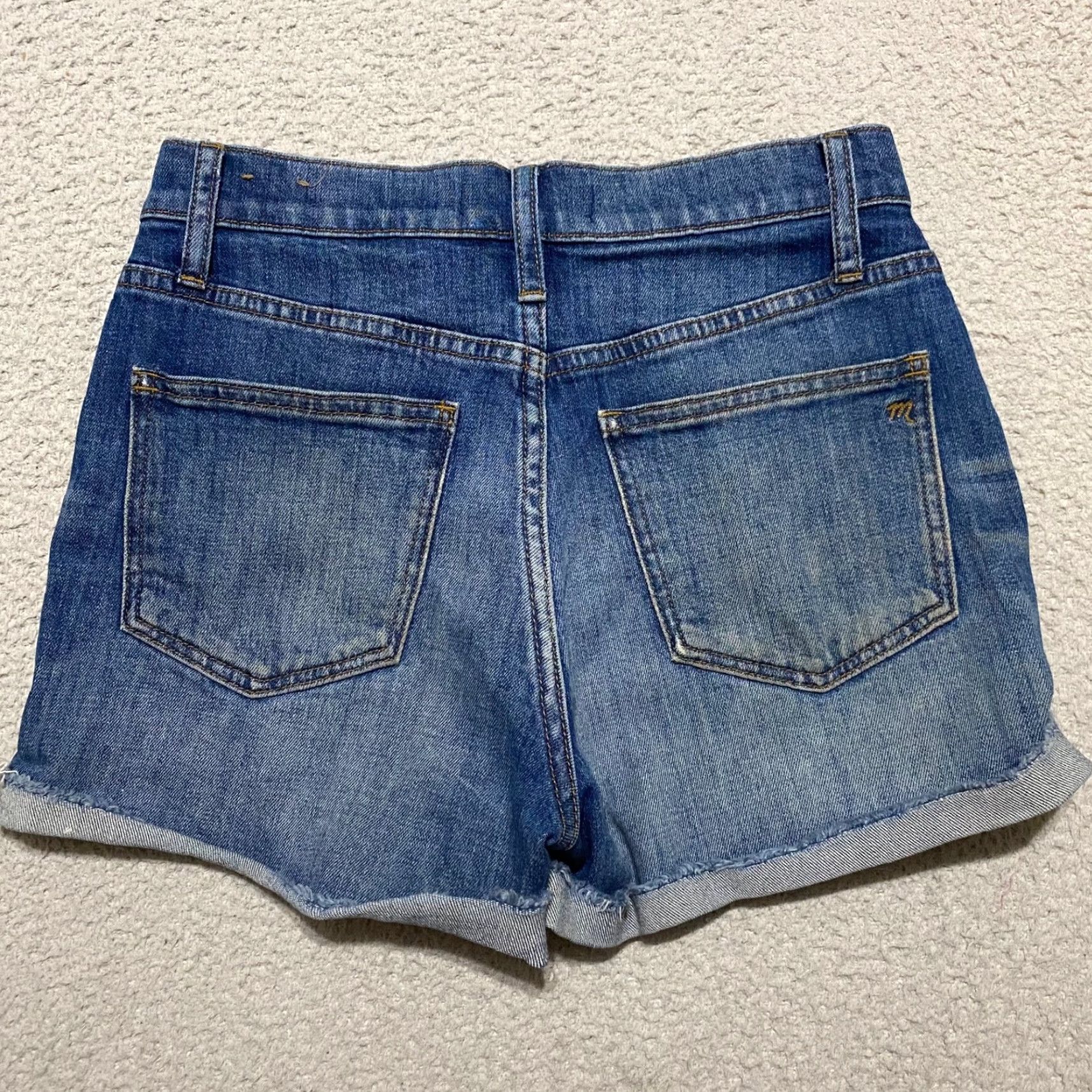 Madewell Madewell Jeans Shorts Blue Denim Inseam 3" Cut Off High Rise 24 Women XS-Plus? Size 42" / US 20 - 2 Thumbnail
