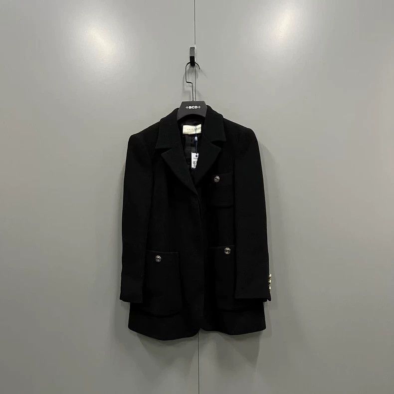 Gucci Gucci Black coat 2501-Nextarrow Size US S / EU 44-46 / 1 - 1 Thumbnail
