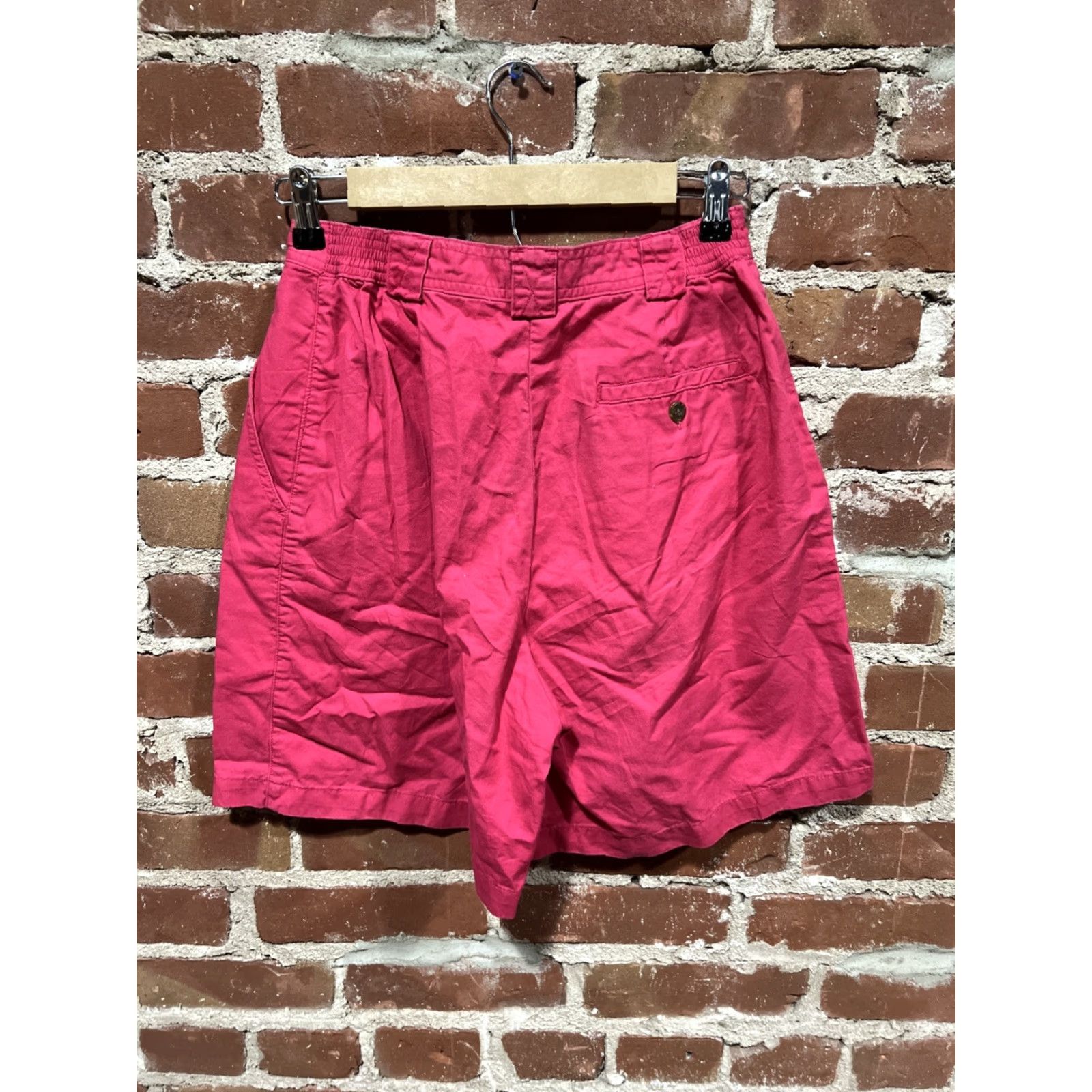 Izod VINTAGE Izod Lacoste Shorts Women Bermuda 10 Red Pleated Tennis Preppy 80s Mens? Size 32" / US 10 / IT 46 - 3 Thumbnail