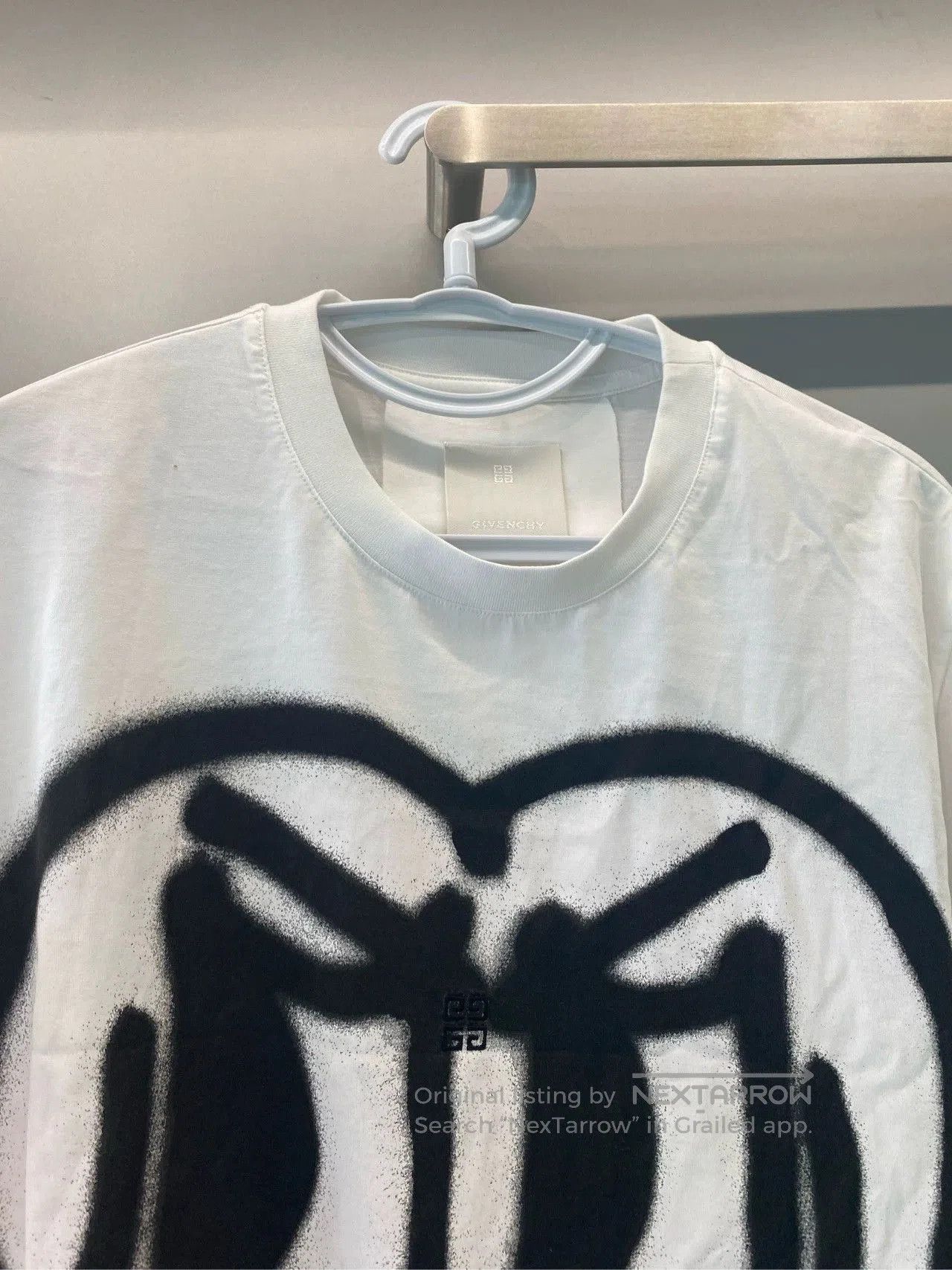 Givenchy Givenchy Witty Puppy Graffiti Art T. Size US S / EU 44-46 / 1 - 2 Thumbnail