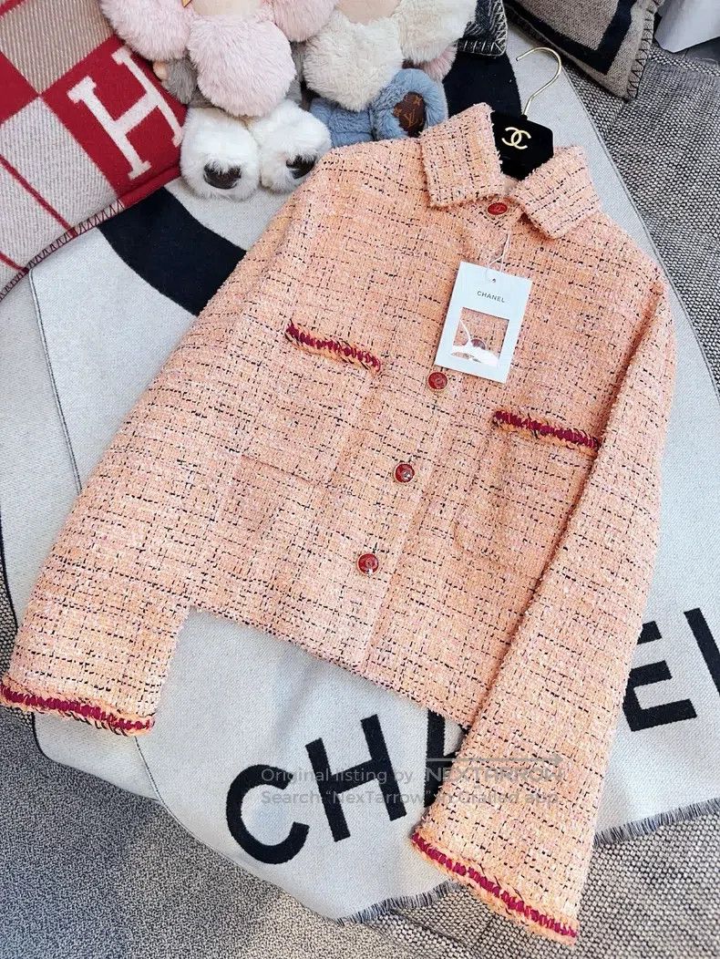 Chanel Chanel 21 early spring orange pink salmon colour burgundy Size S / US 4 / IT 40 - 3 Thumbnail