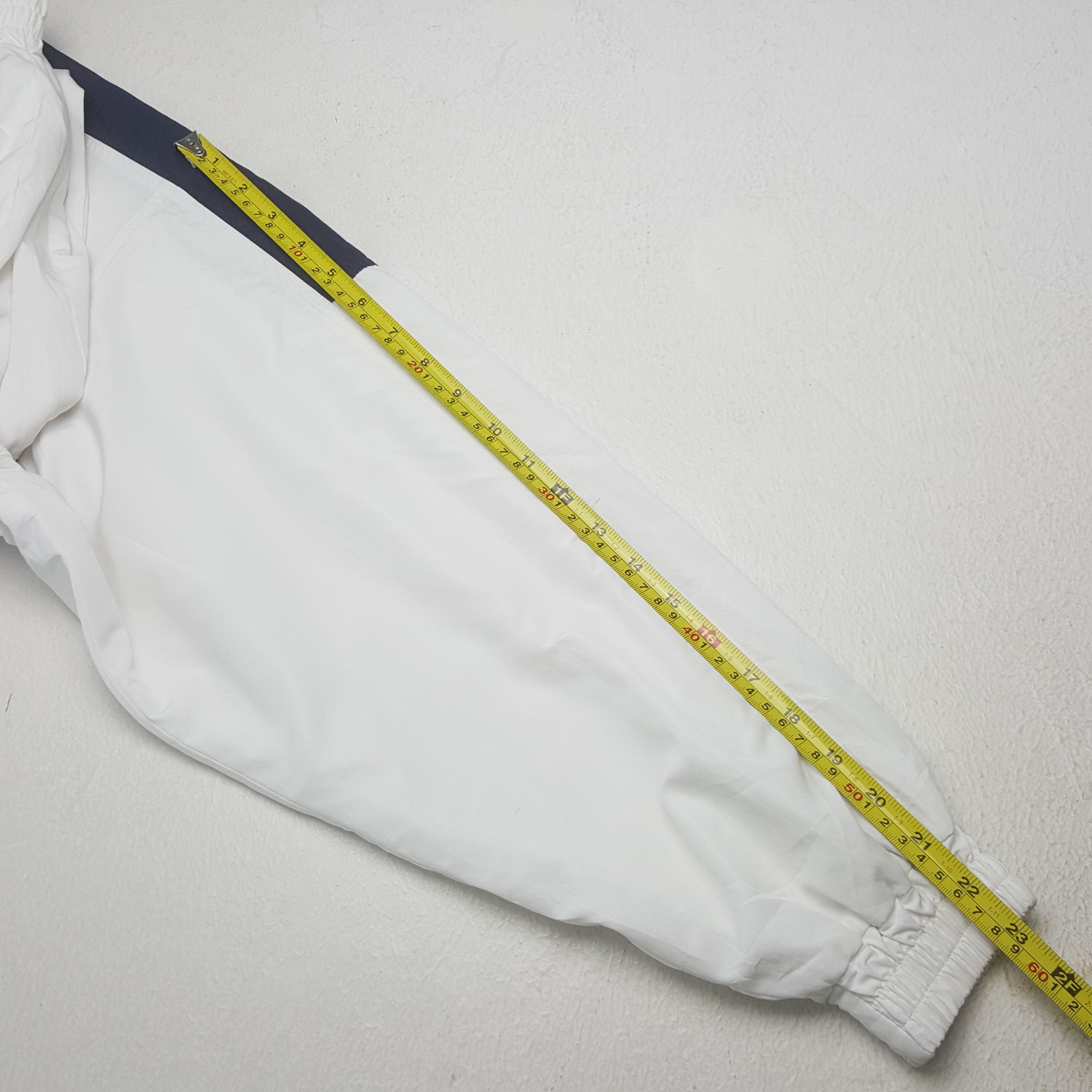 Sergio Tacchini Vintage Sergio Tacchini Windbreaker Japan Jacket Size US L / EU 52-54 / 3 - 6 Thumbnail