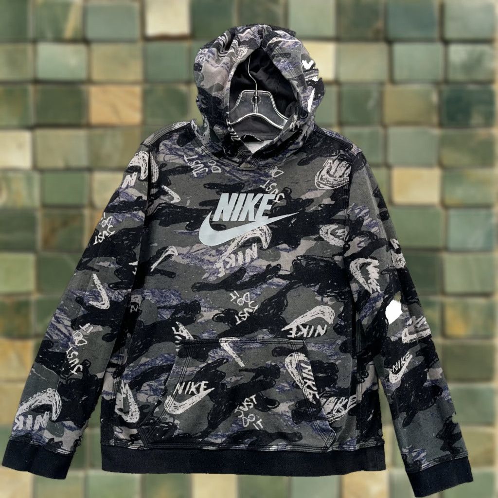 Nike Nike Hoodie Men Large Fleece Camouflage Sportswear Performance Athletic Streetwear 90s Size US L / EU 52-54 / 3 - 1 Thumbnail