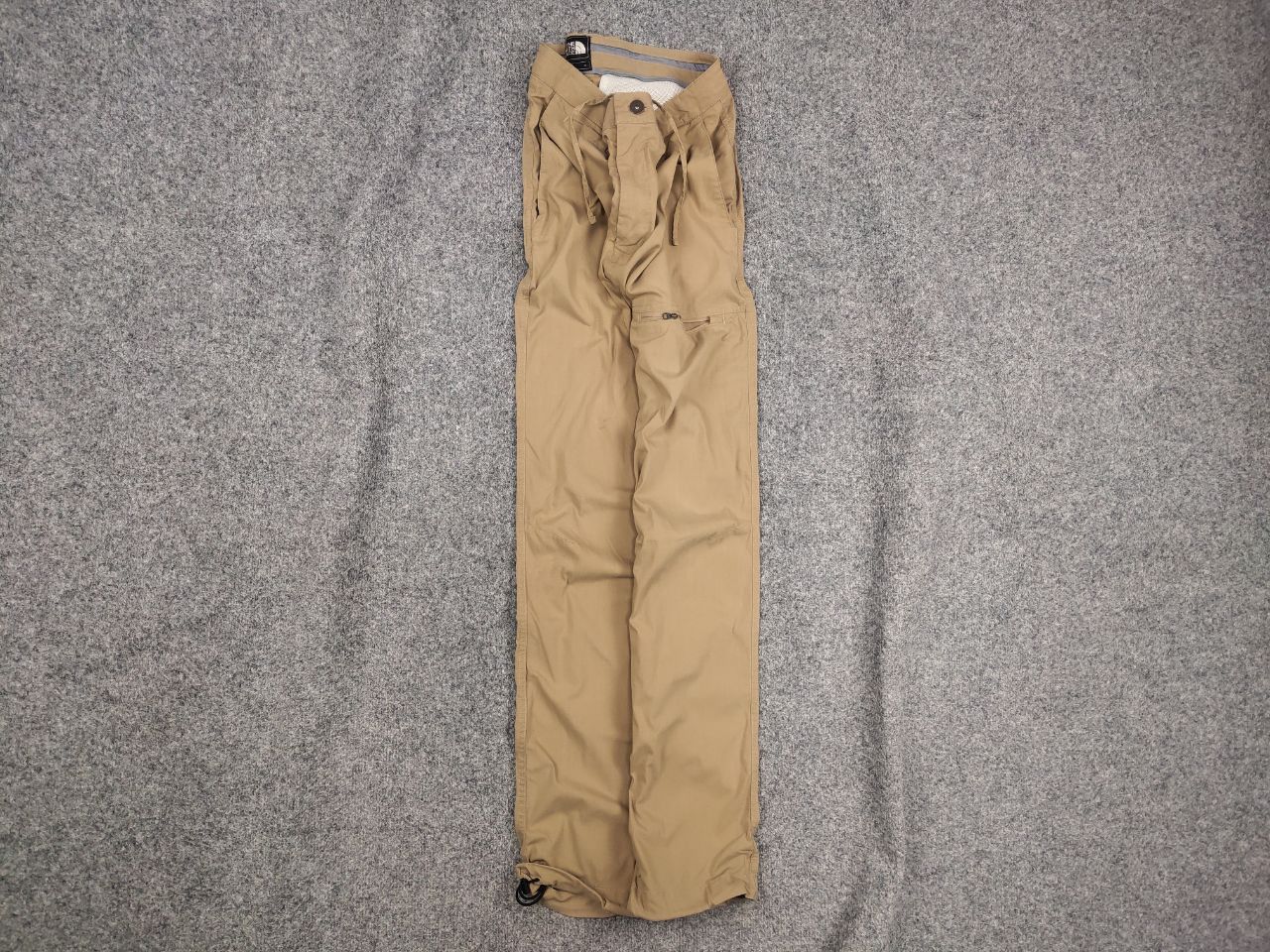The North Face The North Face Beige Nylon Zip Trouser Pants Vintage Style Size US 34 / EU 50 - 1 Thumbnail