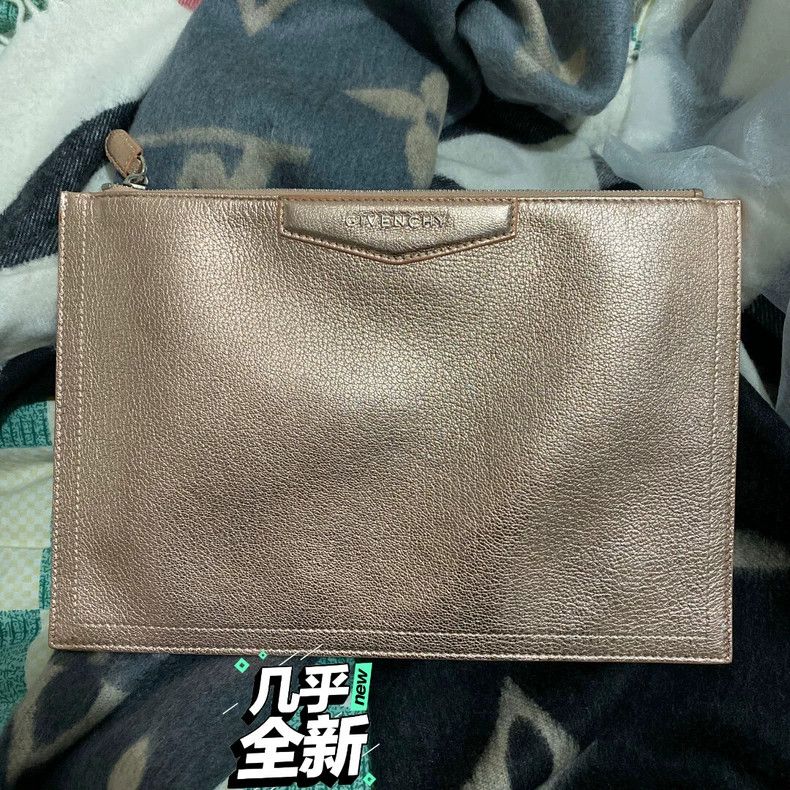 Givenchy Givenchy Rose Gold Lamb Leather Handbag Antigona Series Size ONE SIZE - 1 Thumbnail