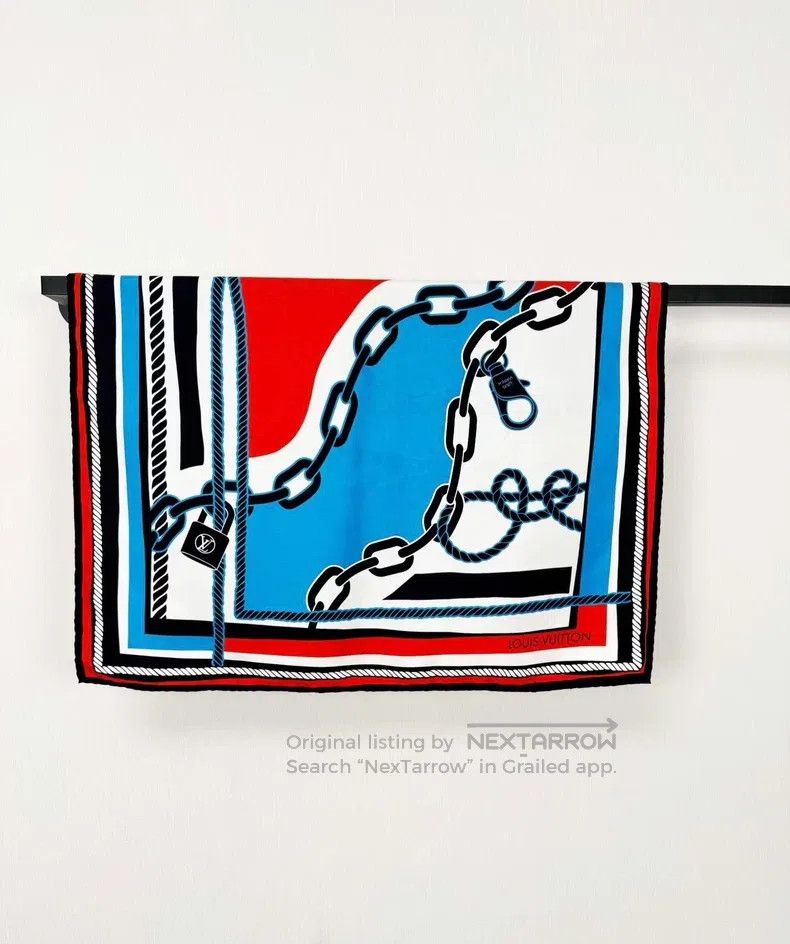Louis Vuitton Louis Vuitton Silk Scarf Size ONE SIZE - 2 Thumbnail