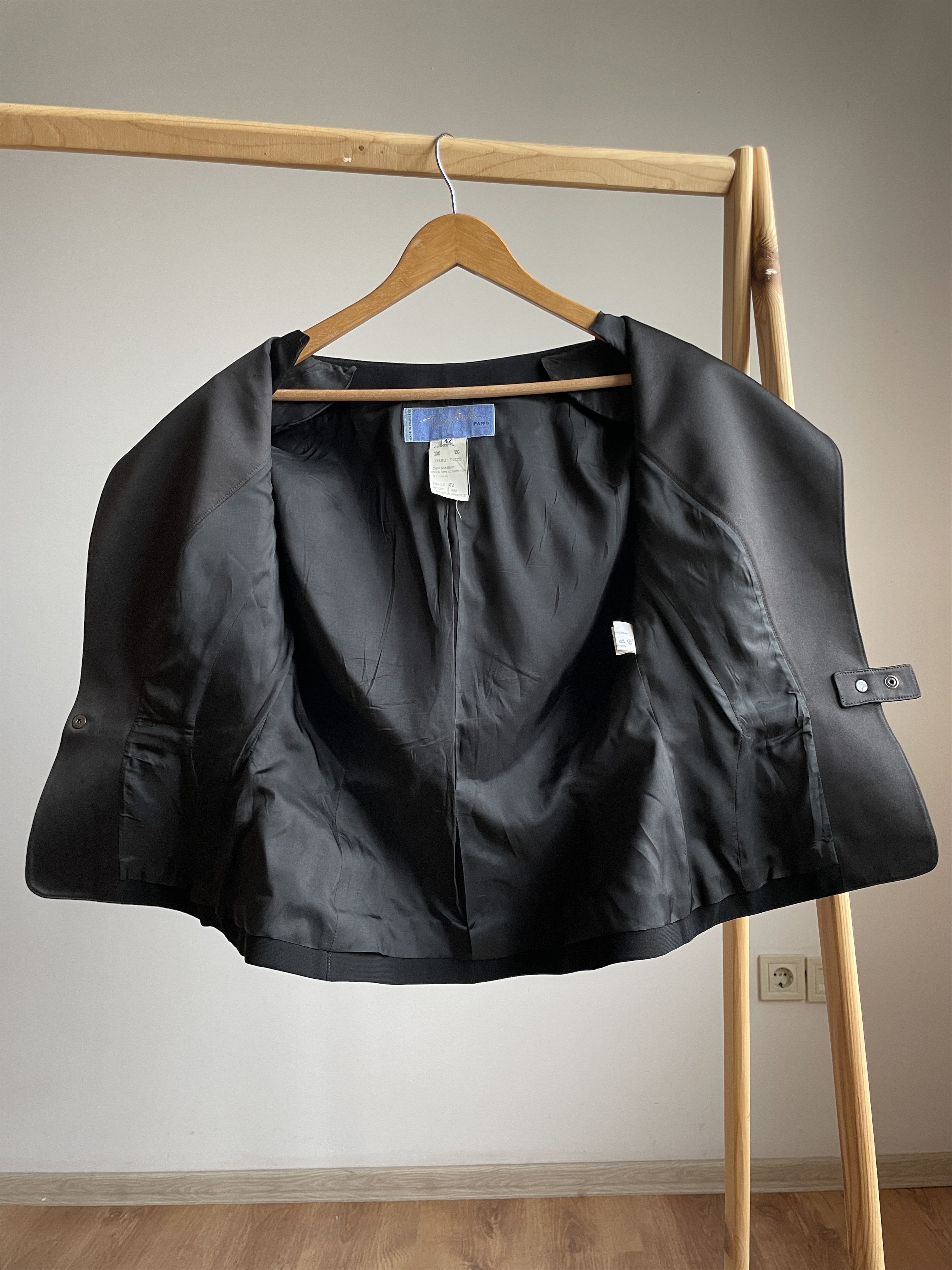 Thierry Mugler Thierry Mugler Vintage 90's Sculptural Blazer Size FR 42 Size M / US 6-8 / IT 42-44 - 3 Thumbnail