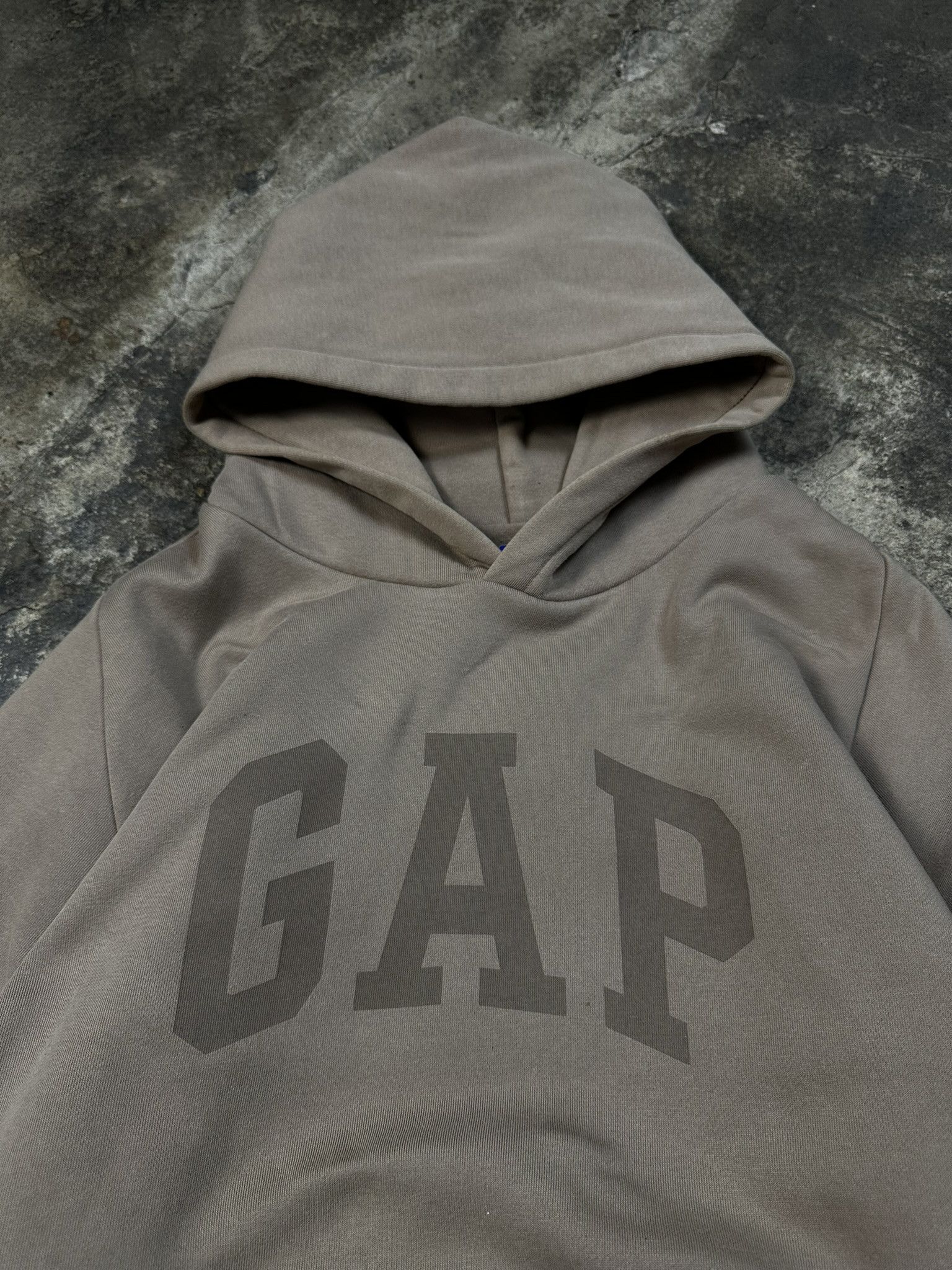Gap × Yeezy Yeezy x GAP Shrunken Pigeon Hoodie Size US L / EU 52-54 / 3 - 3 Thumbnail