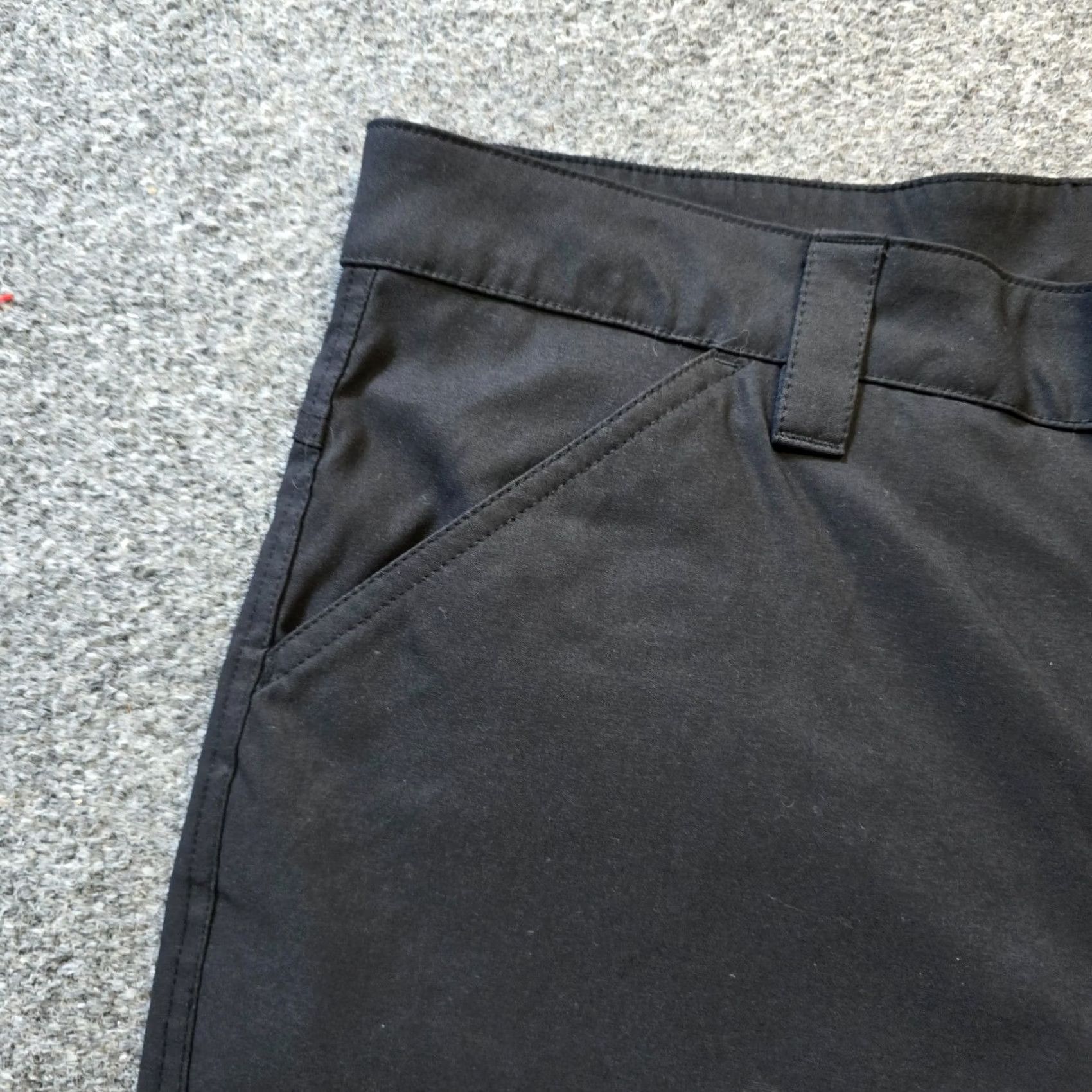 Eddie Bauer Eddie Bauer Pants Womens Size 12 Black Nylon Hiking Convertible Outdoors Casual Waist 34 Straight Leg Ankle Size 34" / US 12 / IT 48 - 3 Thumbnail