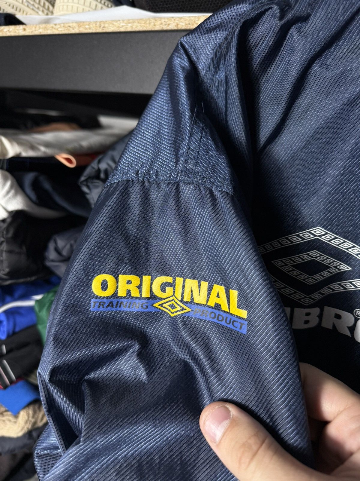 Umbro Umbro Vintage Windbreaker Jacket Navy Y2K Track Jacket Zip Size US M / EU 48-50 / 2 - 10 Thumbnail