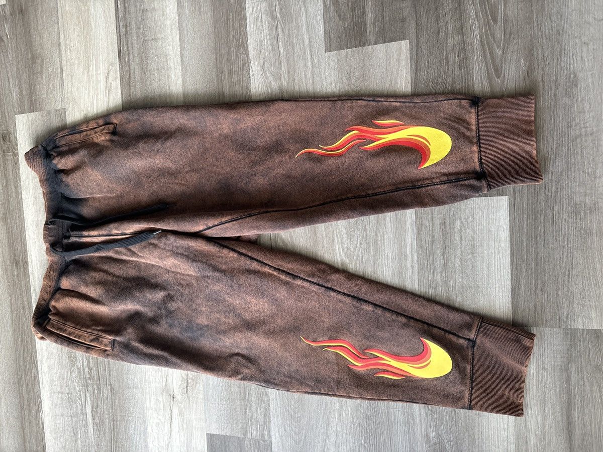 image of Nike Sweatpants in Brown, Men's (Size 36)