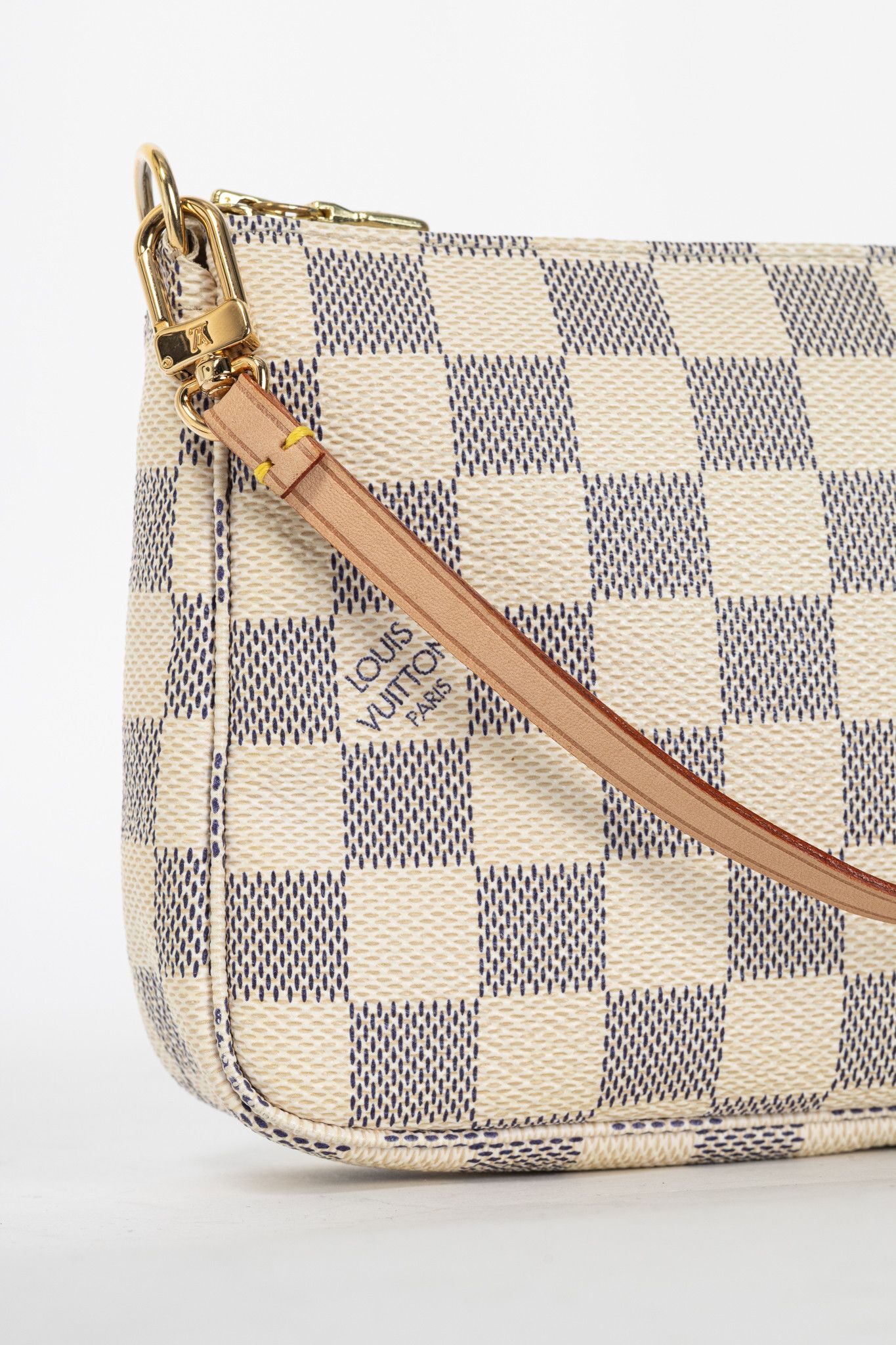 Louis Vuitton Louis Vuitton Damier Azur Canvas Pochette Accessoires Size ONE SIZE - 6 Thumbnail