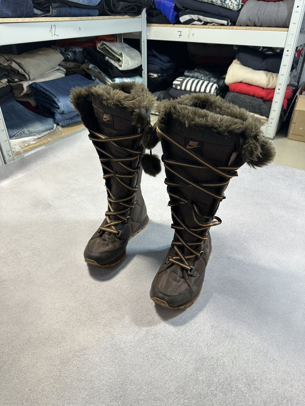 Nike Vintage Nike High Fur Woman Snow Boots US 7.5 Size US 7.5 / IT 37.5 - 4 Thumbnail