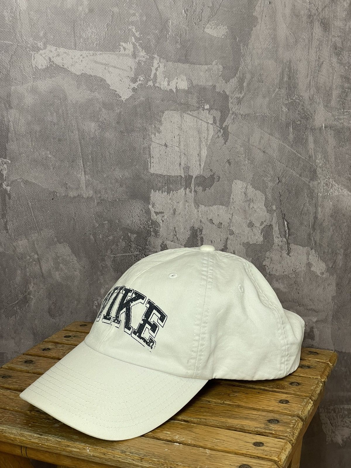 Nike CRAZY Nike big print snapback cap hat retro 90s vintage Size ONE SIZE - 5 Thumbnail
