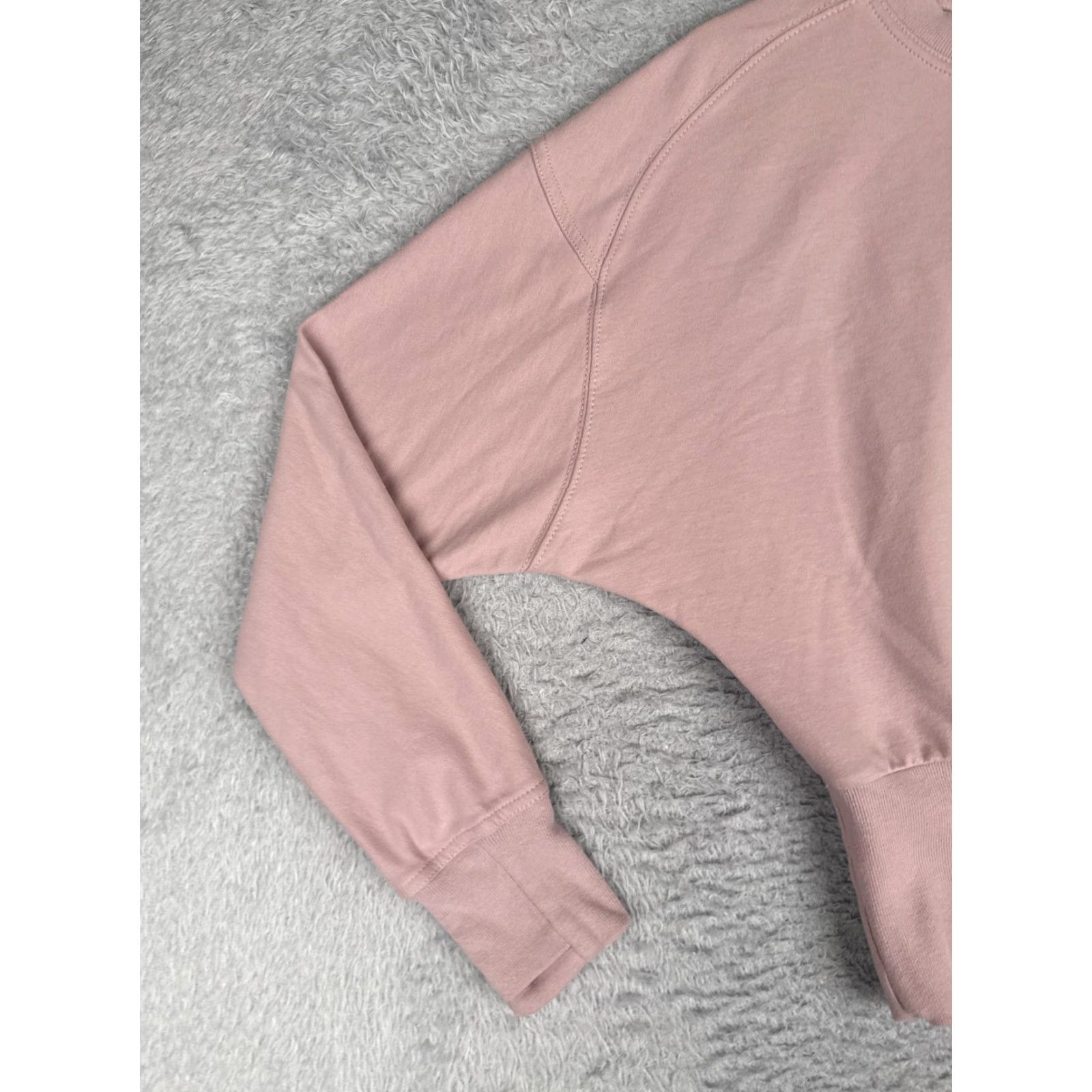 Athleta Athleta Sweater Womens XS Pink Dolman Sleeve Crew Pullover Cropped Knit Pullover Casual Fall Winter Size XS / US 0-2 / IT 36-38 - 3 Thumbnail