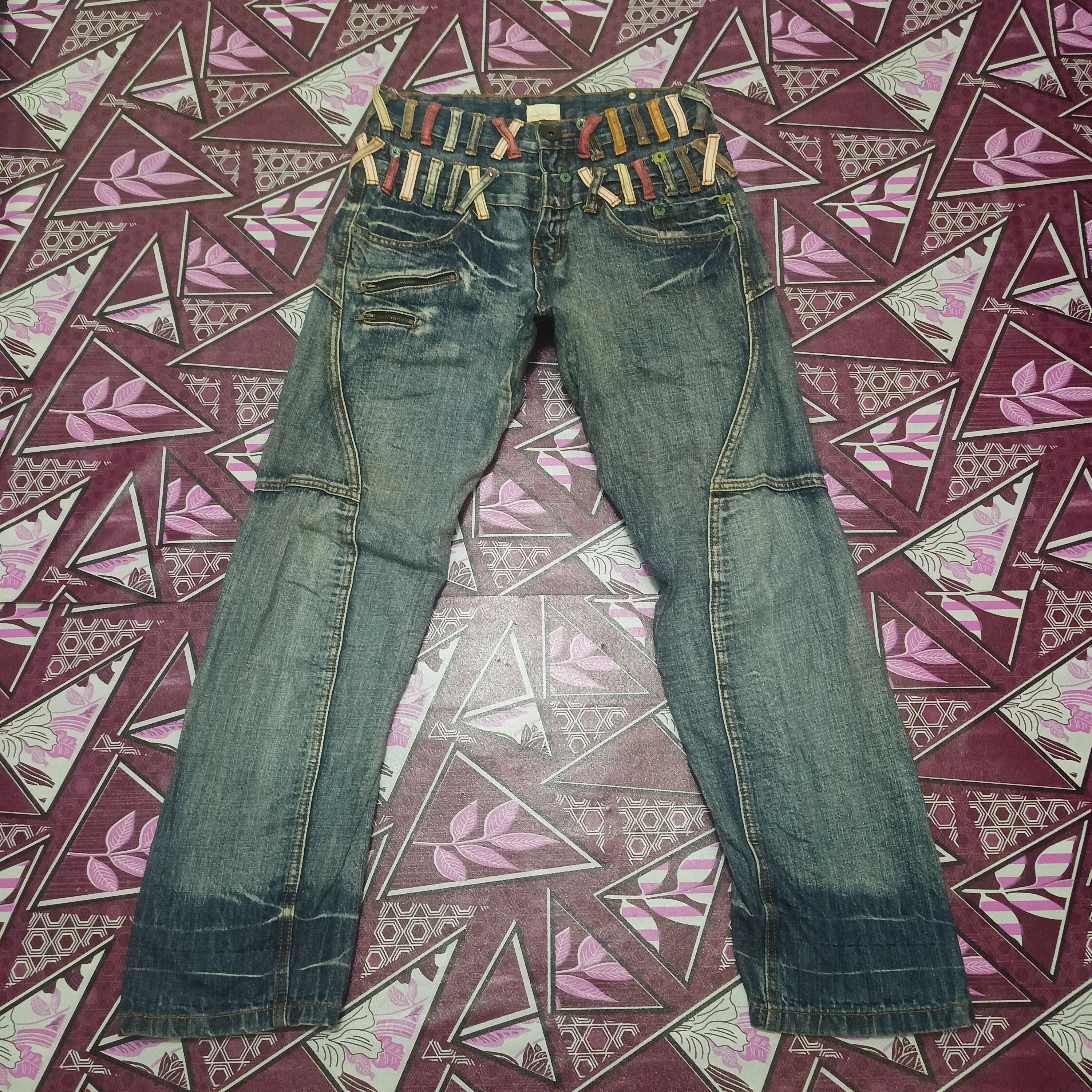 14th Addiction 💥Double Waist 90s capture chief flared distressed jeans ...