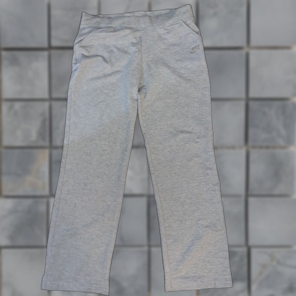 Nike VINTAGE Women's Nike Y2K Sweatpants Gray L Sweatpants Activewear Gym 32x30 Mens? Size 36" / US 14 / IT 50 - 1 Thumbnail