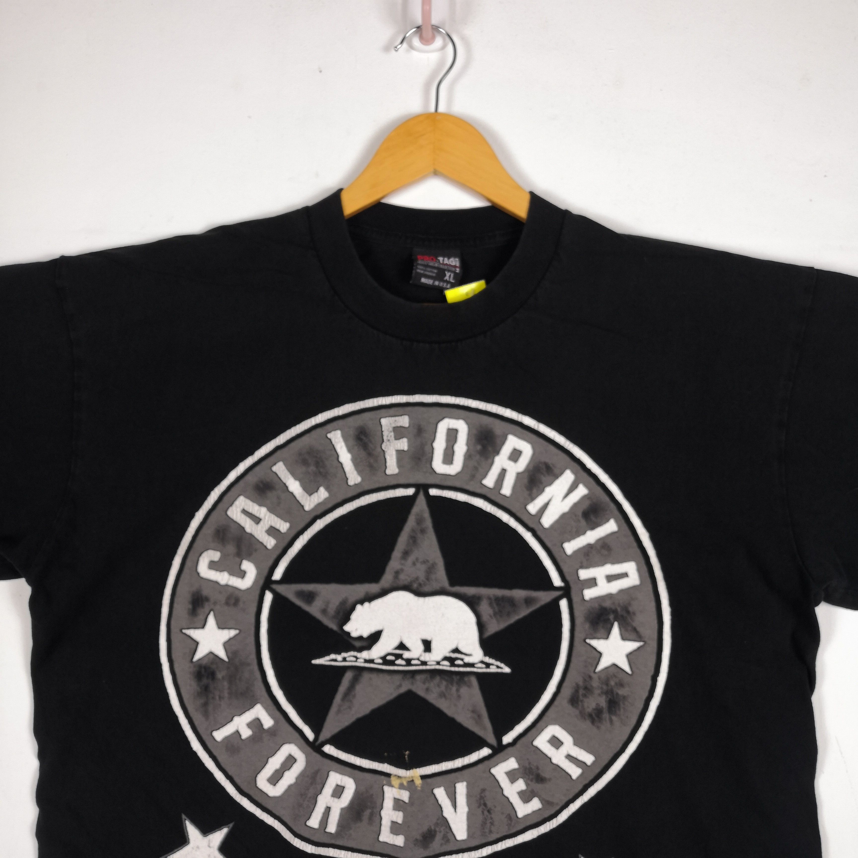 Vintage Vintage Y2K All Star T-Shirt California Forever Bear Tees Size US XL / EU 56 / 4 - 3 Thumbnail