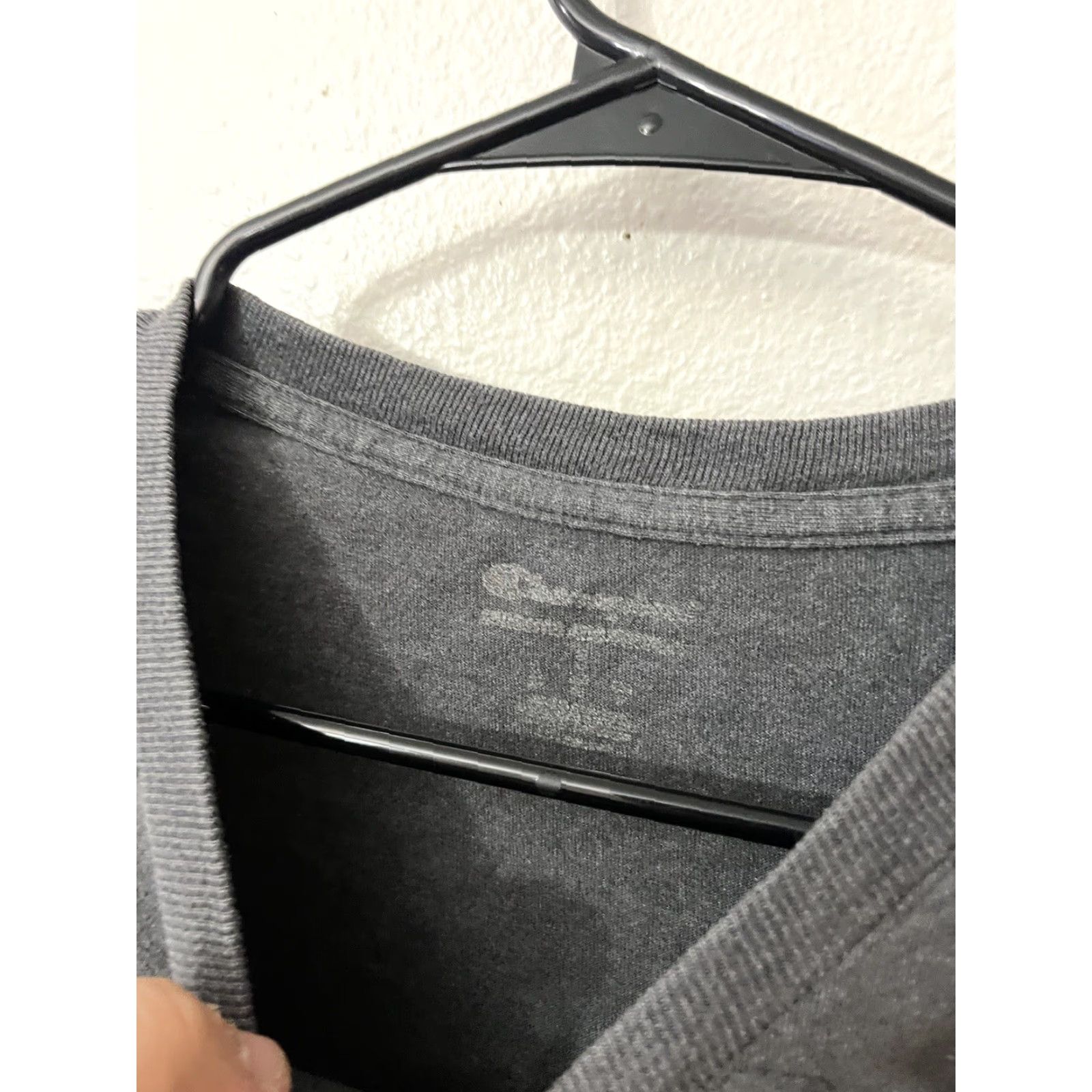 Champion VINTAGE Champion T-Shirt Men S Gray Logo 90s Short Sleeve Crew Neck Embroidered Shirt Mens Size US S / EU 44-46 / 1 - 4 Thumbnail