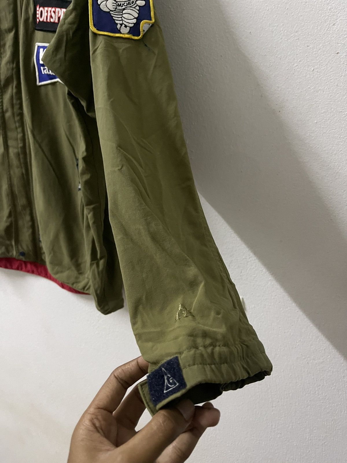 Vintage Vintage GERRY Performance Outdoor Jacket With Patches Size US L / EU 52-54 / 3 - 8 Thumbnail