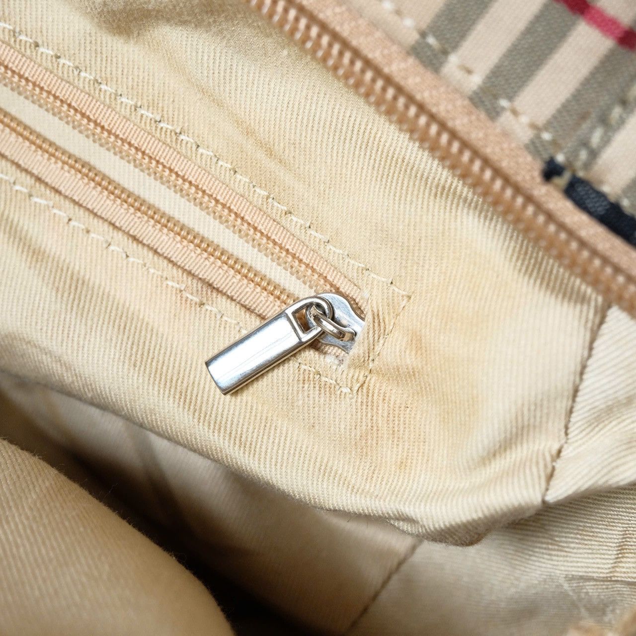 Burberry Burberry Nova Check Handbag Size ONE SIZE - 3 Thumbnail