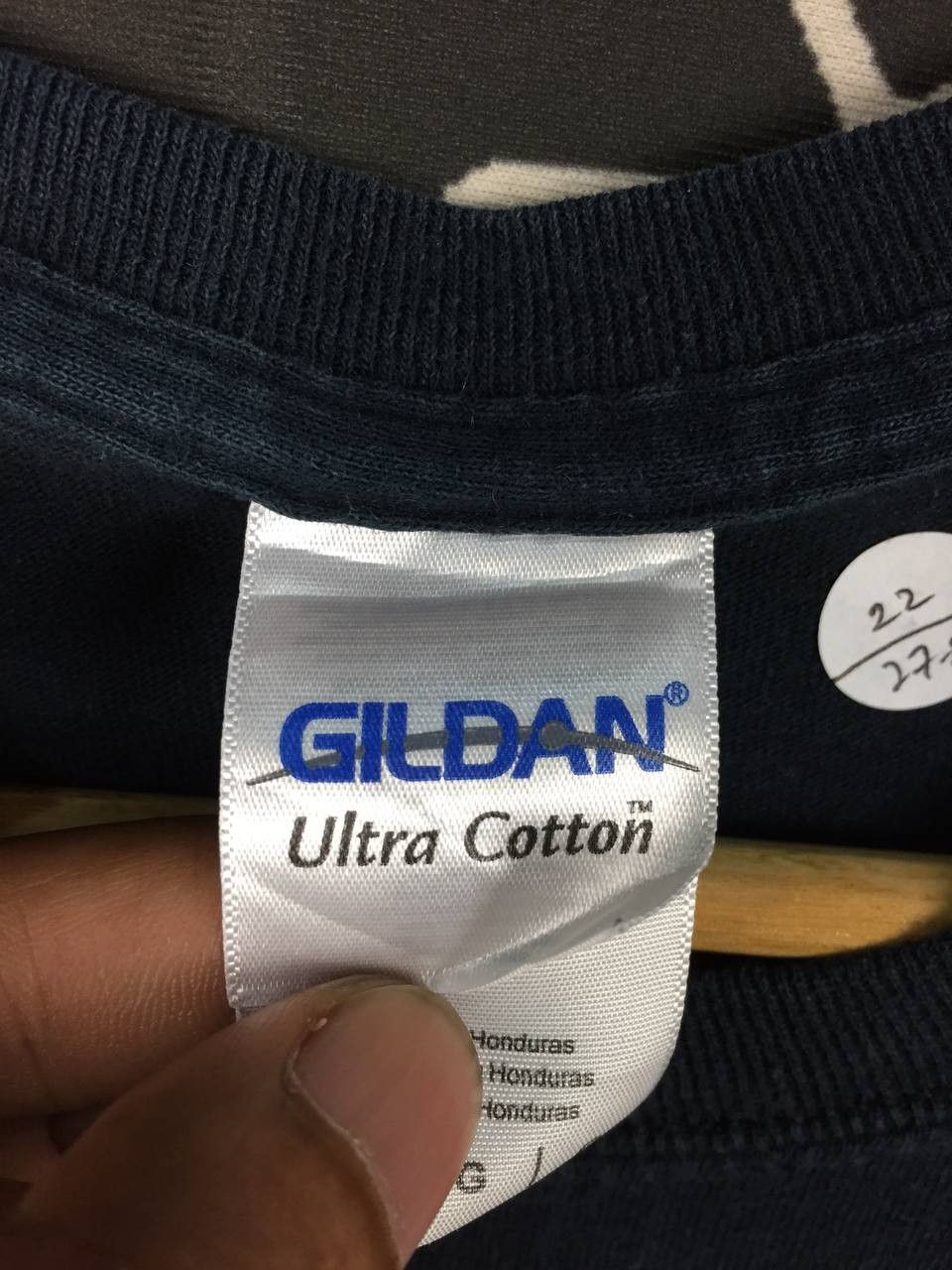 Gildan Escape Room L.A. Distressed Logo Promotional Tee Size US L / EU 52-54 / 3 - 8 Thumbnail