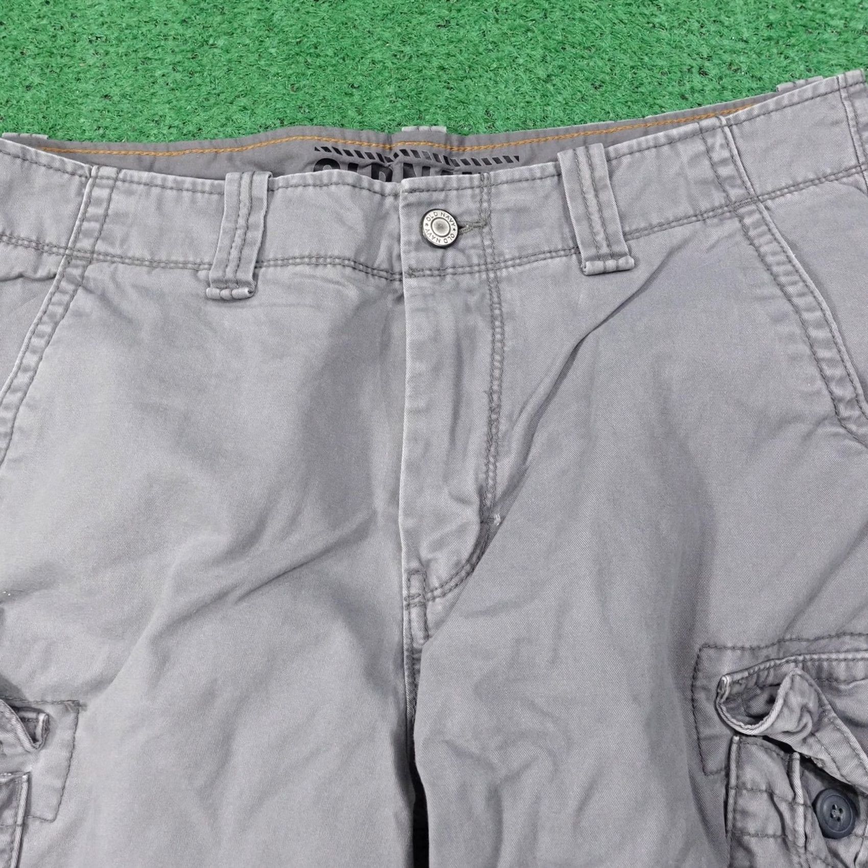 Old Navy VINTAGE? No. Size US 34 / EU 50 - 2 Thumbnail