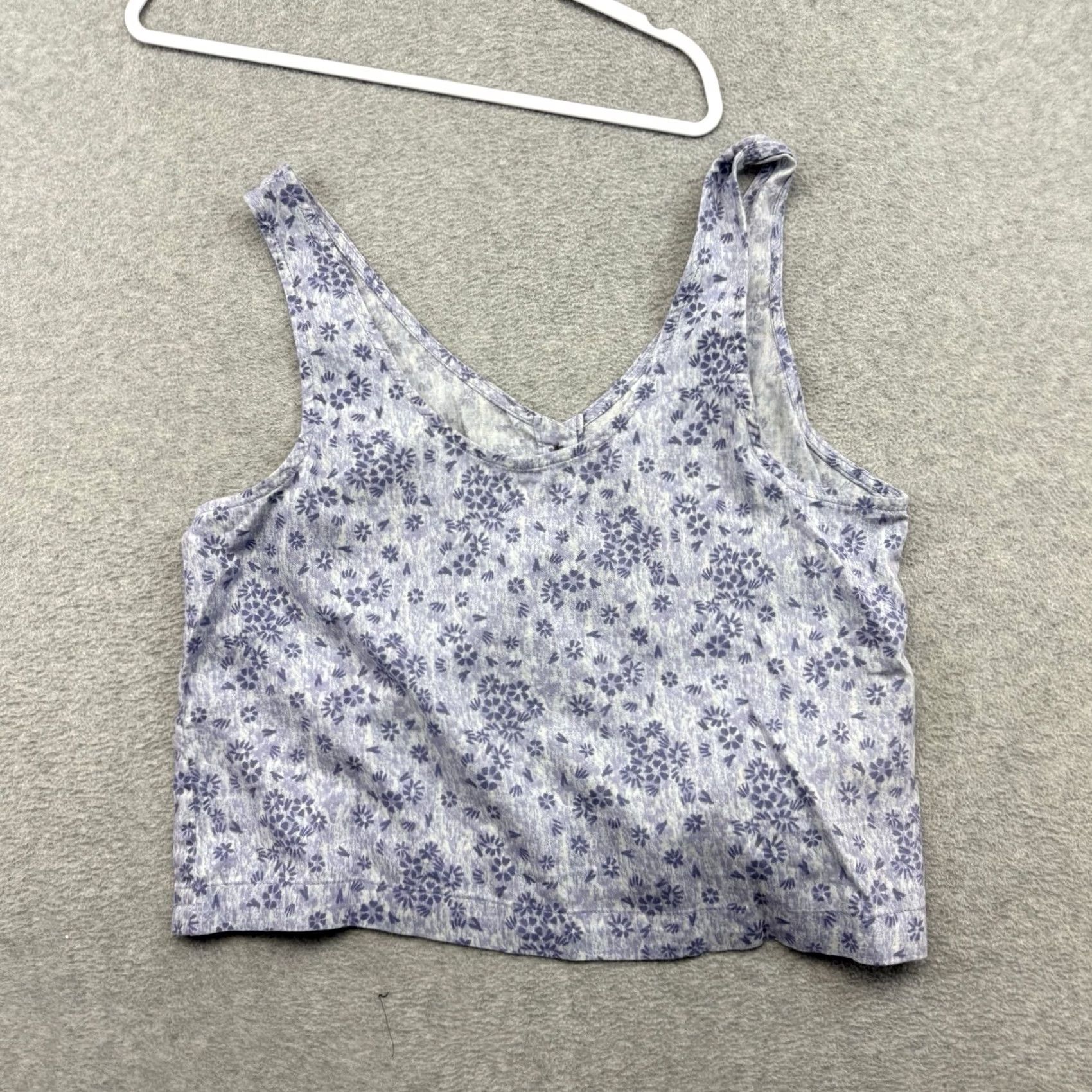 Patagonia Patagonia Women's Garden Island Top Purple L NEW Sleeveless V-Neck Tank Casual Floral Solstice Elements: Breathable Lightweight Easy Care Size L / US 10 / IT 46 - 7 Thumbnail