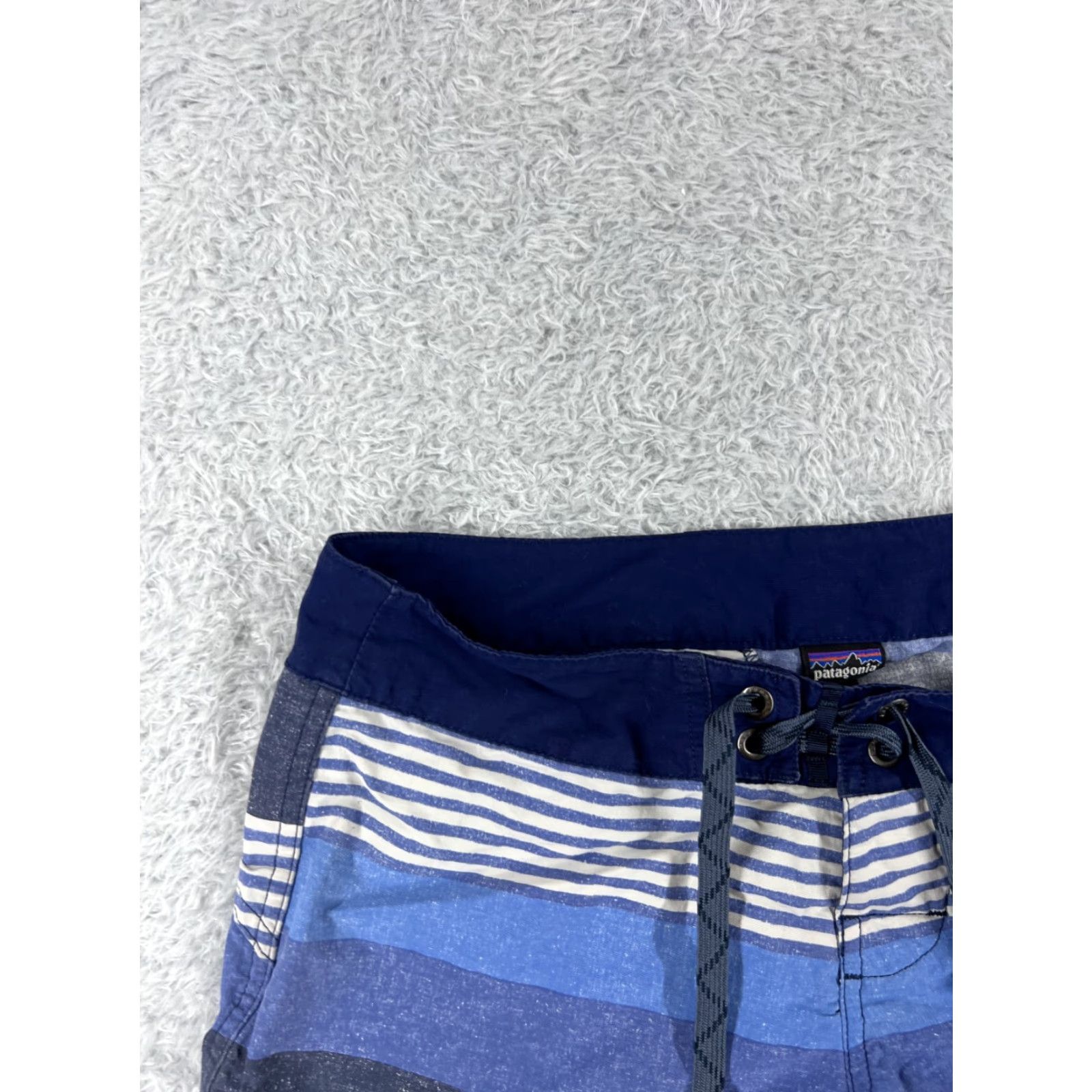 Patagonia Patagonia Womens Trunks Swim Bottoms 2 Blue Stripe 5" Boardshorts Wavefarer Pockets Nylon XS? Size ONE SIZE - 4 Thumbnail