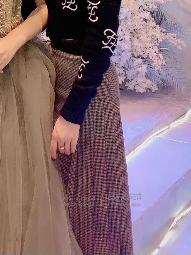 Fendi Fendi Long skirt Size 26" / US 2 / IT 38 - 1 Thumbnail