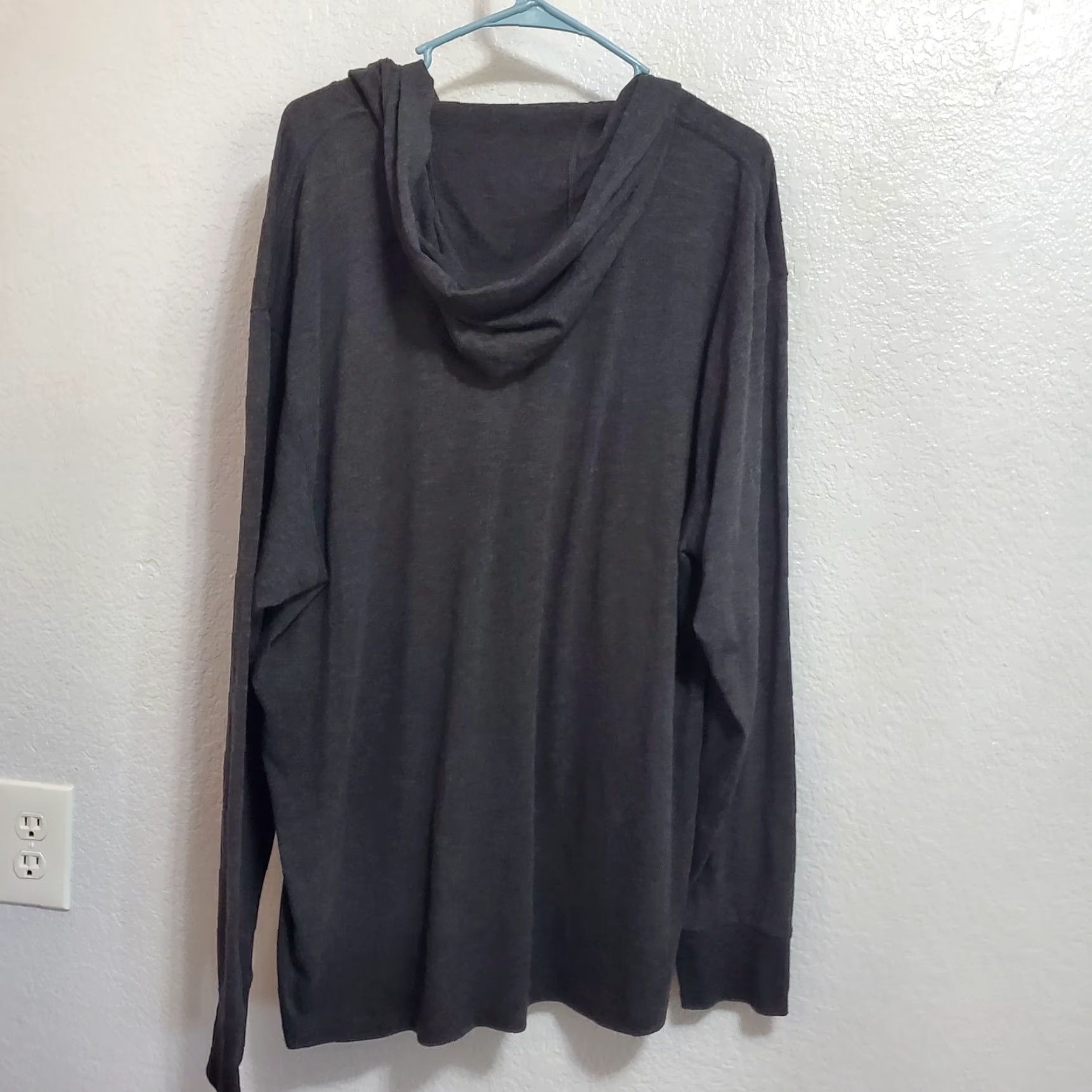 Vintage VINTAGE Cirque du Soleil KA Shirt Women 2XL Dark Gray Hooded Long Sleeve Lightweight Tee Casual Size XXL / US 16-18 / IT 52-54 - 2 Thumbnail