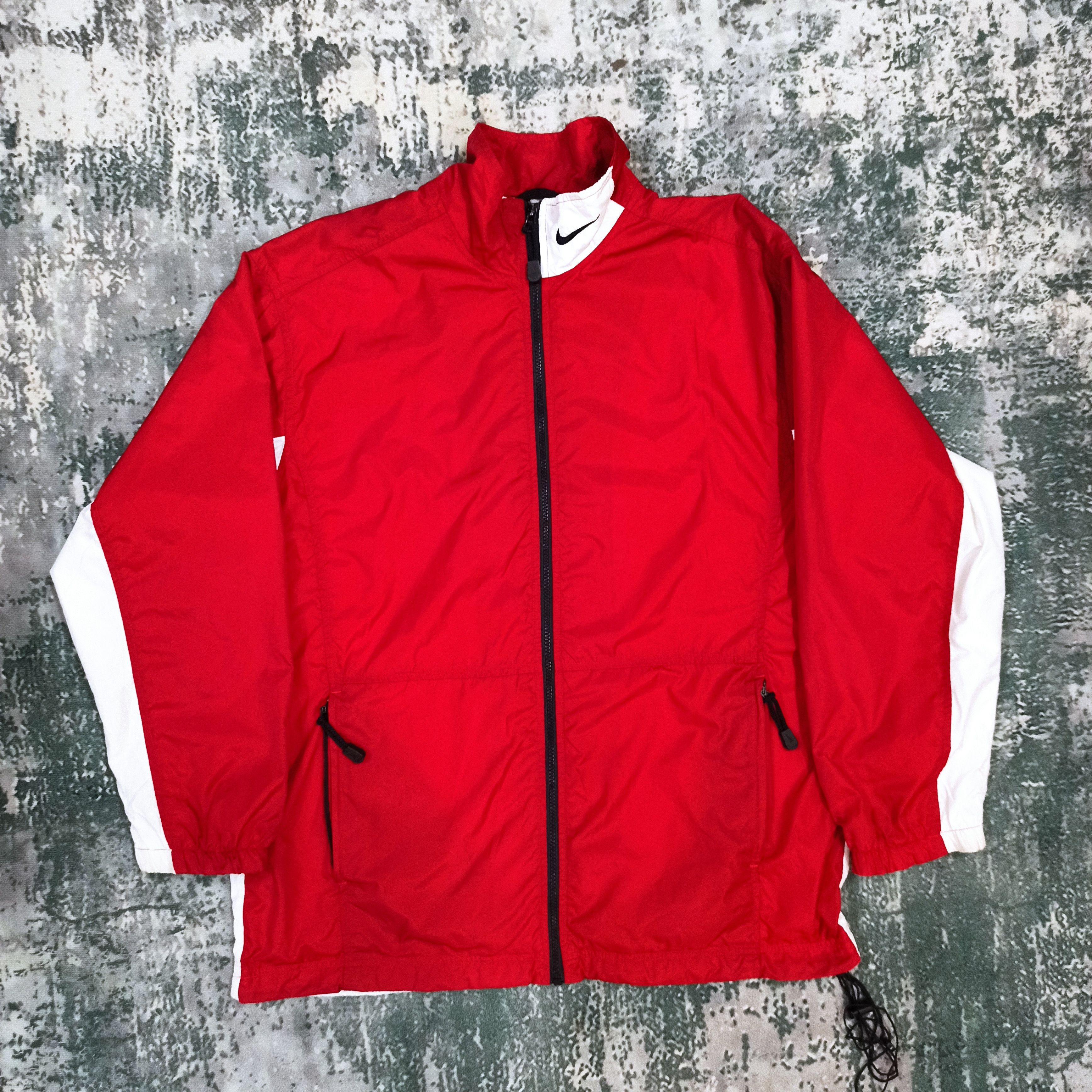 Nike Vintage Nike Windbreaker Jacket Big Logo Spells Out Size US M / EU 48-50 / 2 - 4 Thumbnail