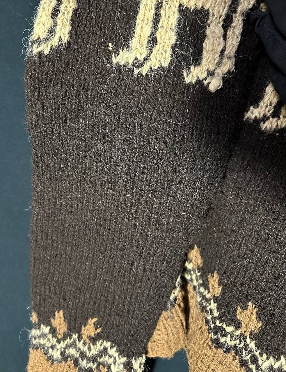 Vintage Vintage HandKnit Wool Sweater heavy winter jumper camel Size L / US 10 / IT 46 - 2 Thumbnail