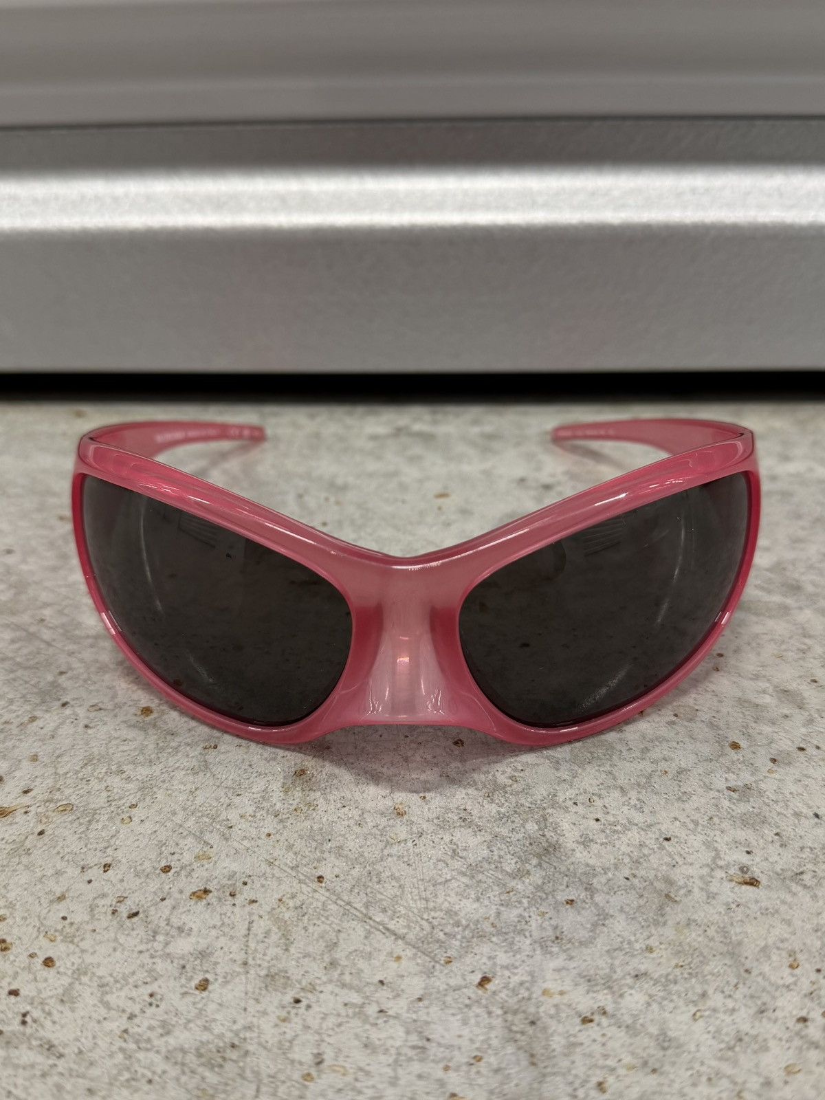 Balenciaga Balenciaga Skin XXL Cat Sunglasses Winter22 Size ONE SIZE - 2 Thumbnail