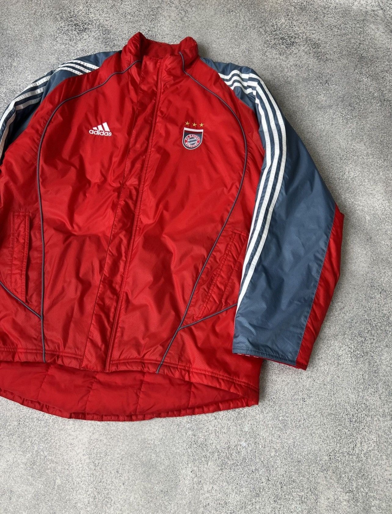 Adidas Bayern Munchen Vintage Y2K Adidas Soccer Puffer Jacket Size US L / EU 52-54 / 3 - 2 Thumbnail