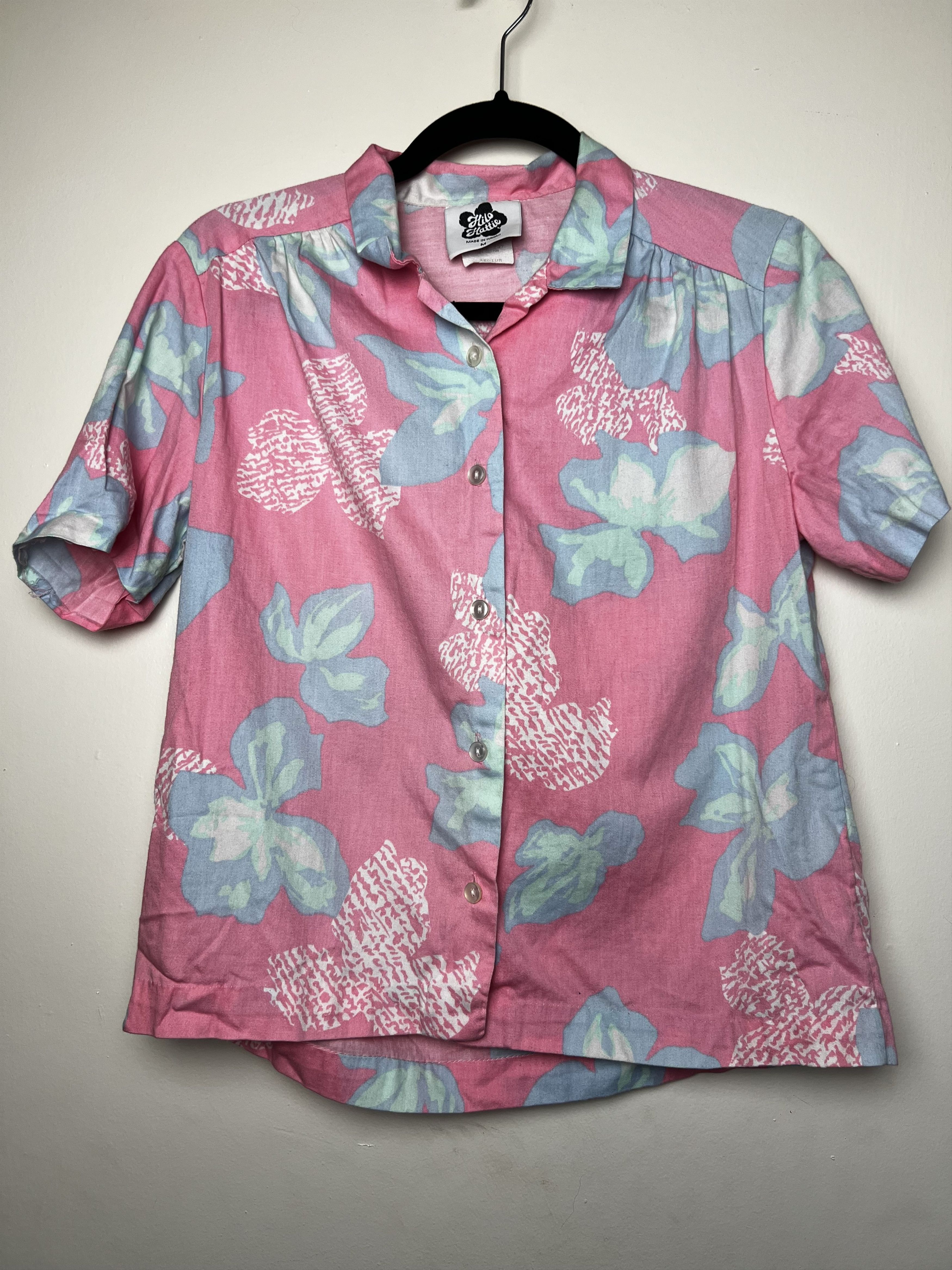 Vintage Vintage 1990's Hilo Hattie Pink Floral Aloha Hawaiian Shirt Size M / US 6-8 / IT 42-44 - 2 Thumbnail