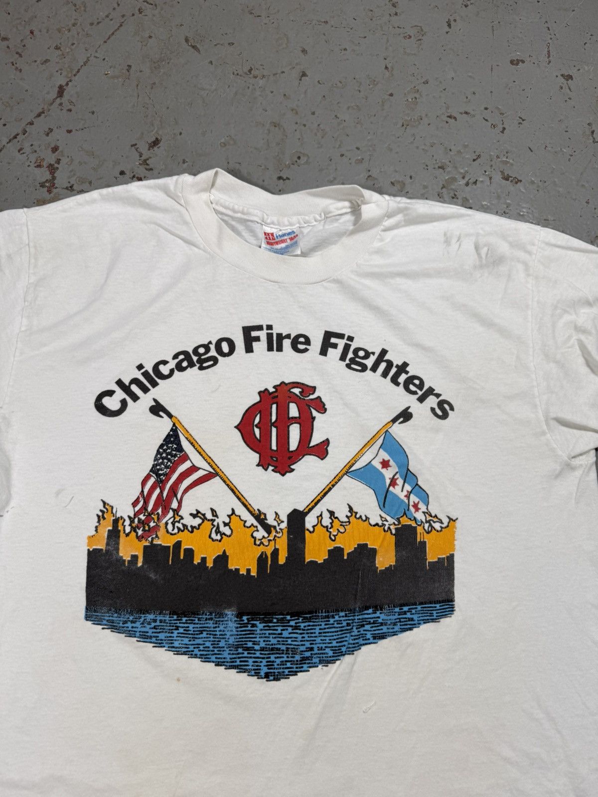 Vintage Vintage Single Stitch Chicago Fire Tee Size US L / EU 52-54 / 3 - 3 Thumbnail