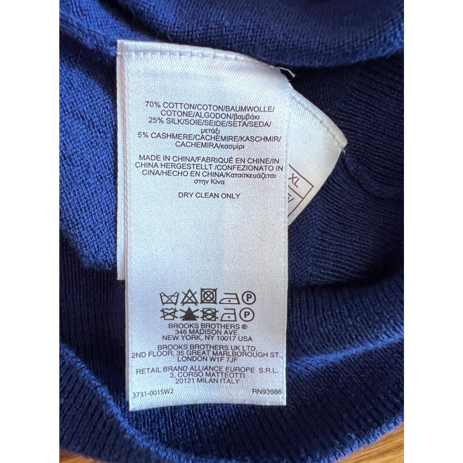 Brooks Brothers VINTAGE Brooks Brothers Sweater Vest Men XL Blue Cotton Silk Cashmere V-Neck All Seasons Dress Casual Size US XL / EU 56 / 4 - 7 Thumbnail