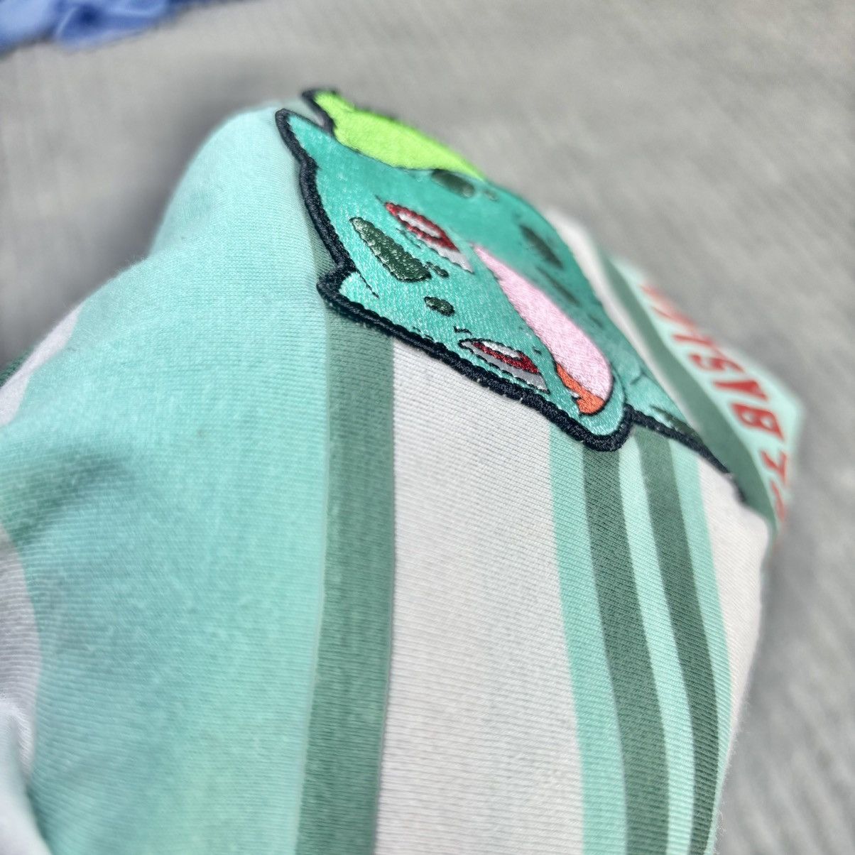 Pokemon Pokémon Bulbasaur 3-D stitched 2022 men’s XL T-shirt Size US XL / EU 56 / 4 - 11 Thumbnail