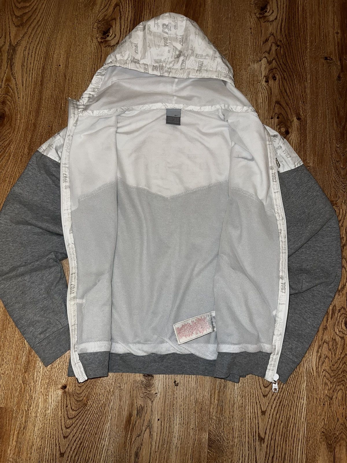 Nike × Vintage Nike 00’s Vintage Y2K TrackJacket Windbreaker Swoosh Logo Size US M / EU 48-50 / 2 - 13 Thumbnail