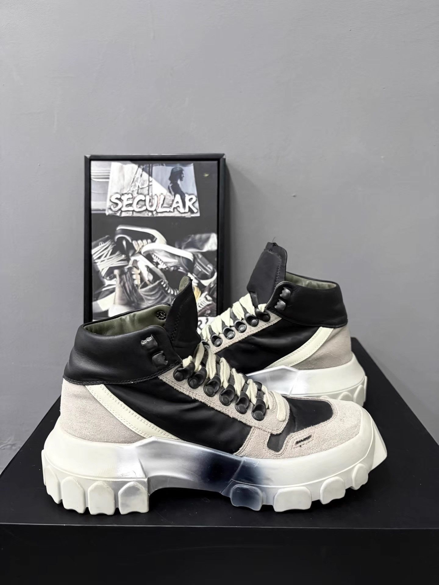 Rick Owens Rick Owens 19SS Mainline Octopus Sole Tank Boots K34 Size US 7.5 / IT 37.5 - 5 Thumbnail