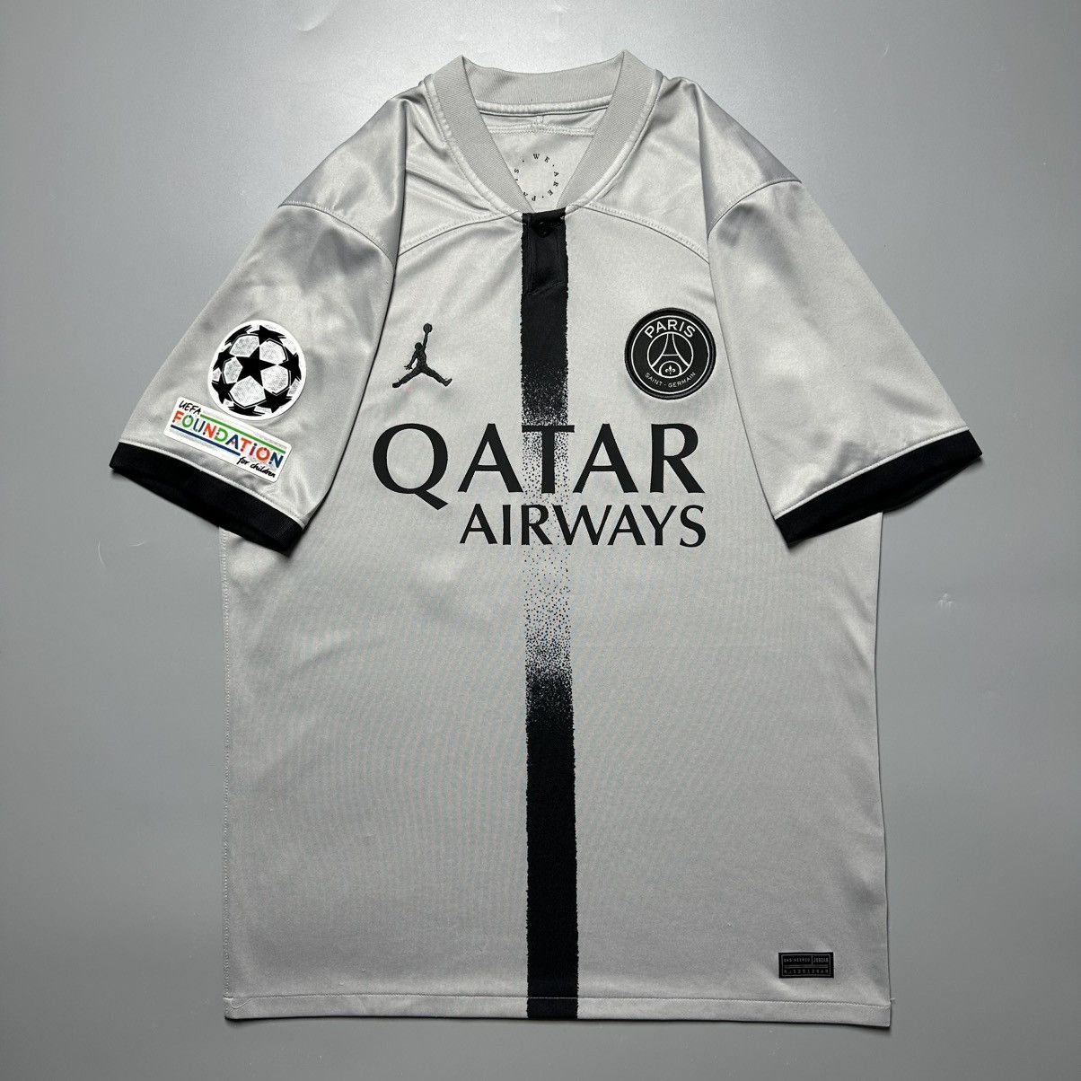 Nike PSG NIKE 2022/2023 FOOTBALL SOCCER AWAY JERSEY #30 MESSI Size US M / EU 48-50 / 2 - 2 Thumbnail