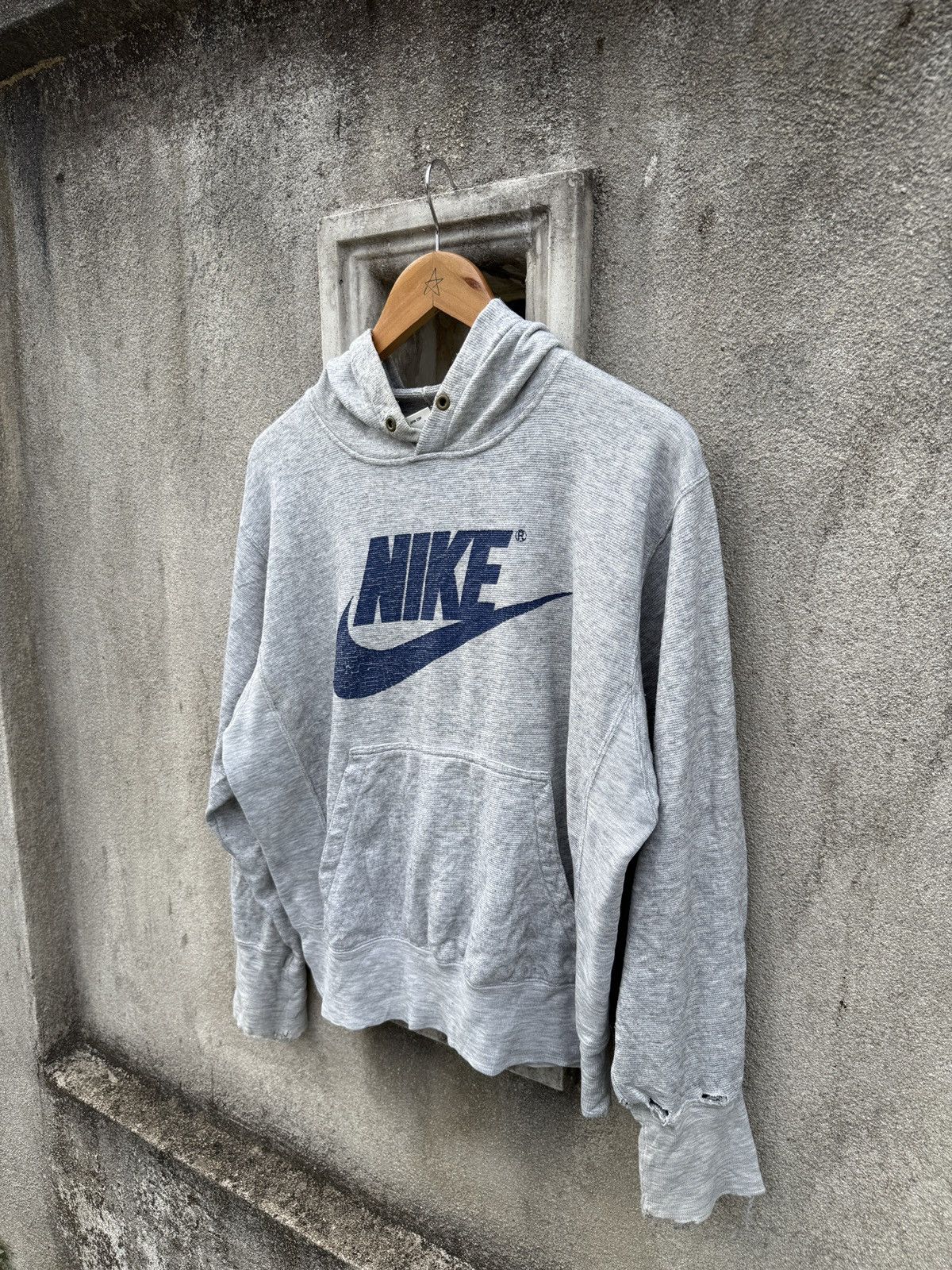 Nike Vintage 80s Nike Big Logo Hoodie Size US M / EU 48-50 / 2 - 7 Thumbnail