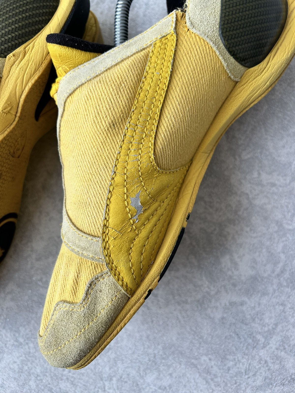 Puma Vintage Sample Puma Ferrari Yellow Racing Trainers Size US 9 / EU 42 - 5 Thumbnail